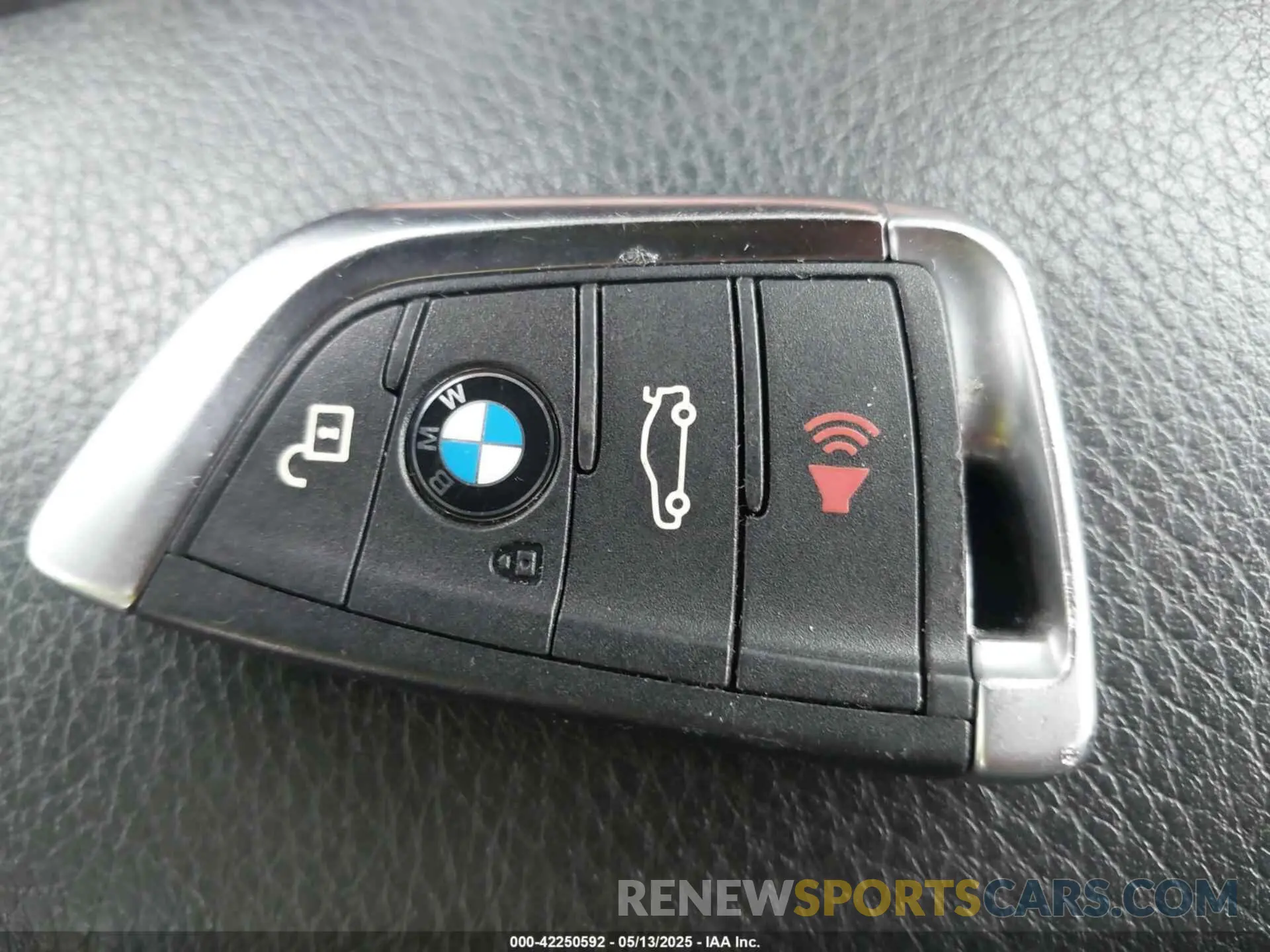 11 Photograph of a damaged car 5UXKU2C55K0Z65373 BMW X6 2019