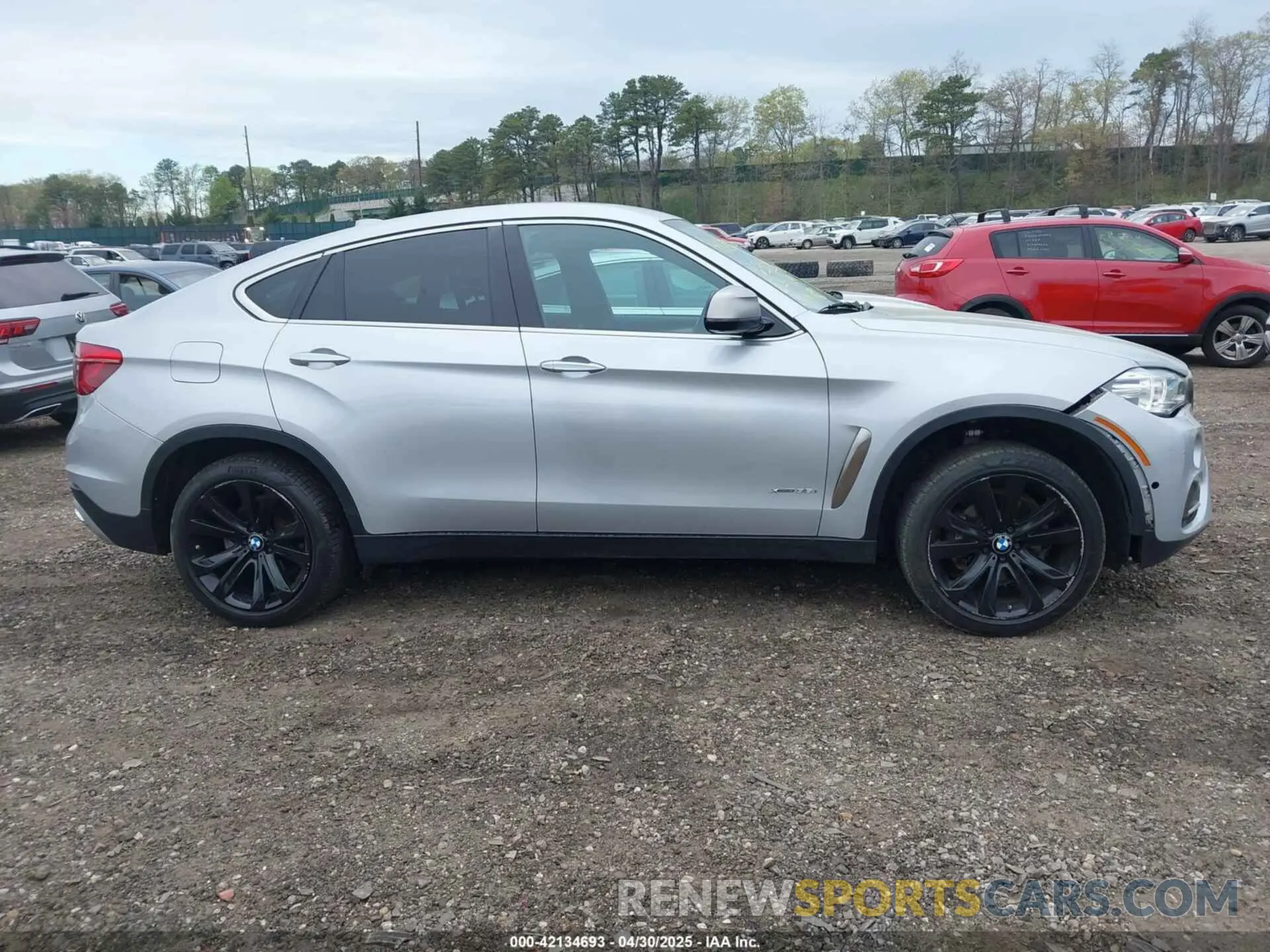 13 Photograph of a damaged car 5UXKU2C55K0Z65745 BMW X6 2019
