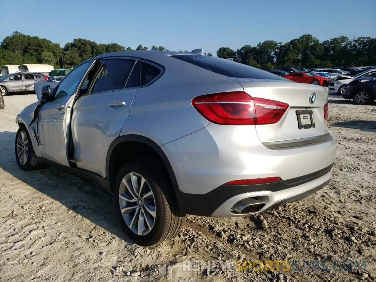 3 Photograph of a damaged car 5UXKU2C58K0Z65965 BMW X6 2019