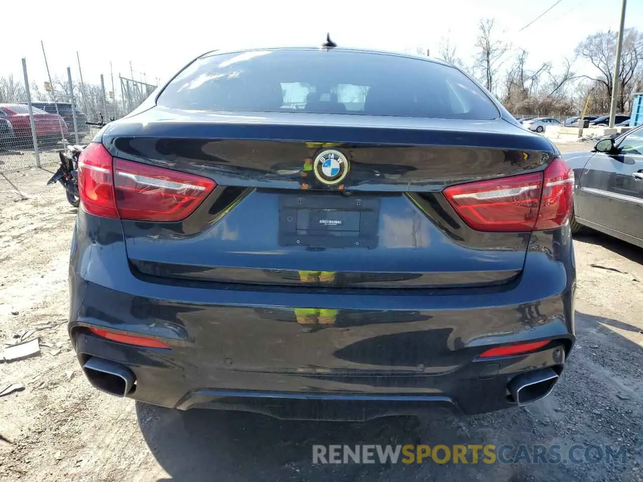 6 Photograph of a damaged car 5UXKU2C5XK0Z63652 BMW X6 2019