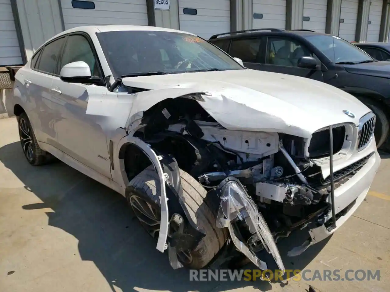 1 Photograph of a damaged car 5UXKU6C54KLP60441 BMW X6 2019