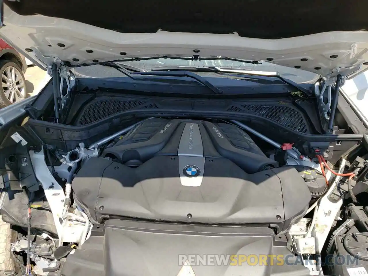 7 Photograph of a damaged car 5UXKU6C54KLP60441 BMW X6 2019