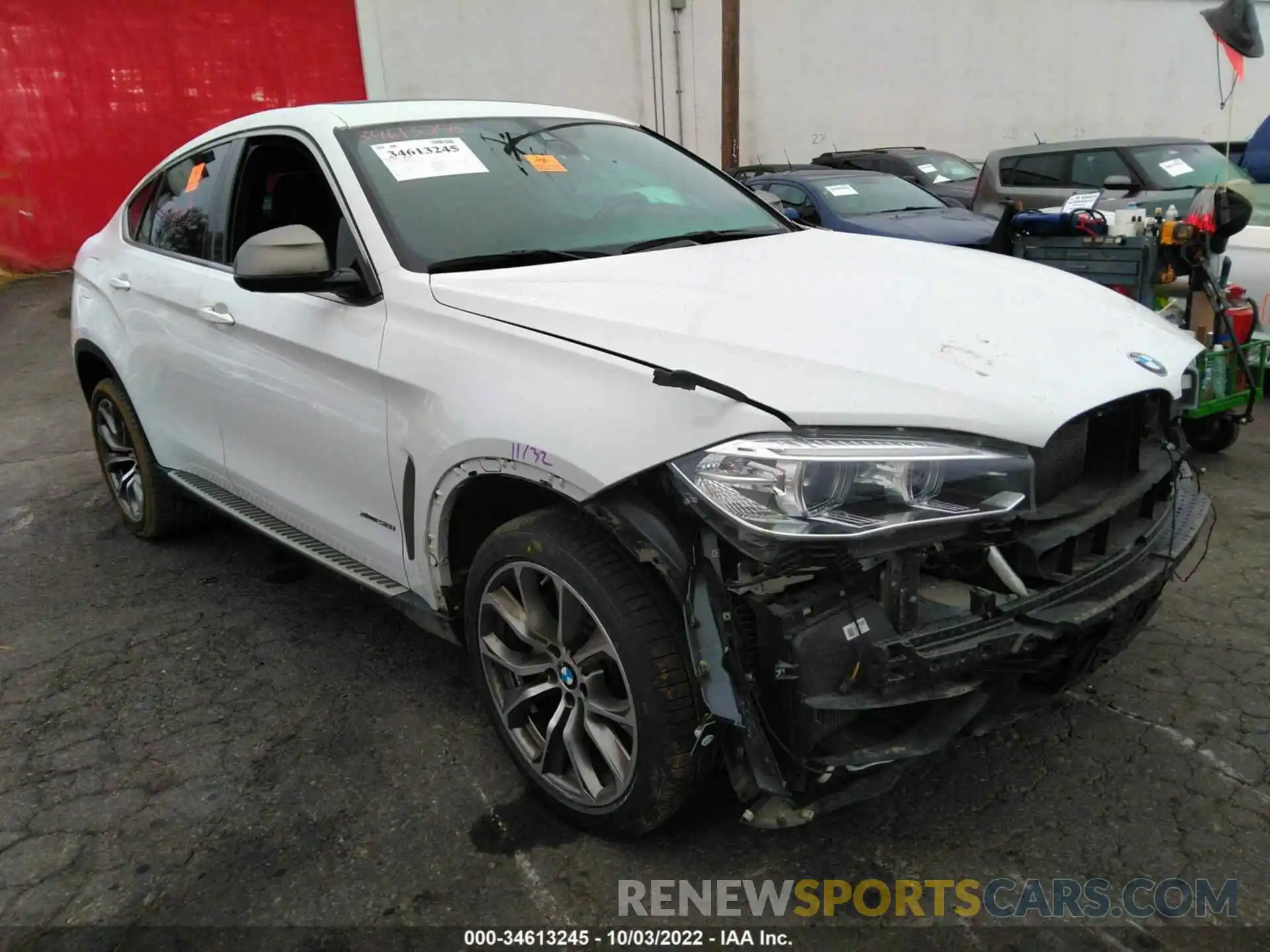 1 Photograph of a damaged car 5UXKU6C57KLP60448 BMW X6 2019