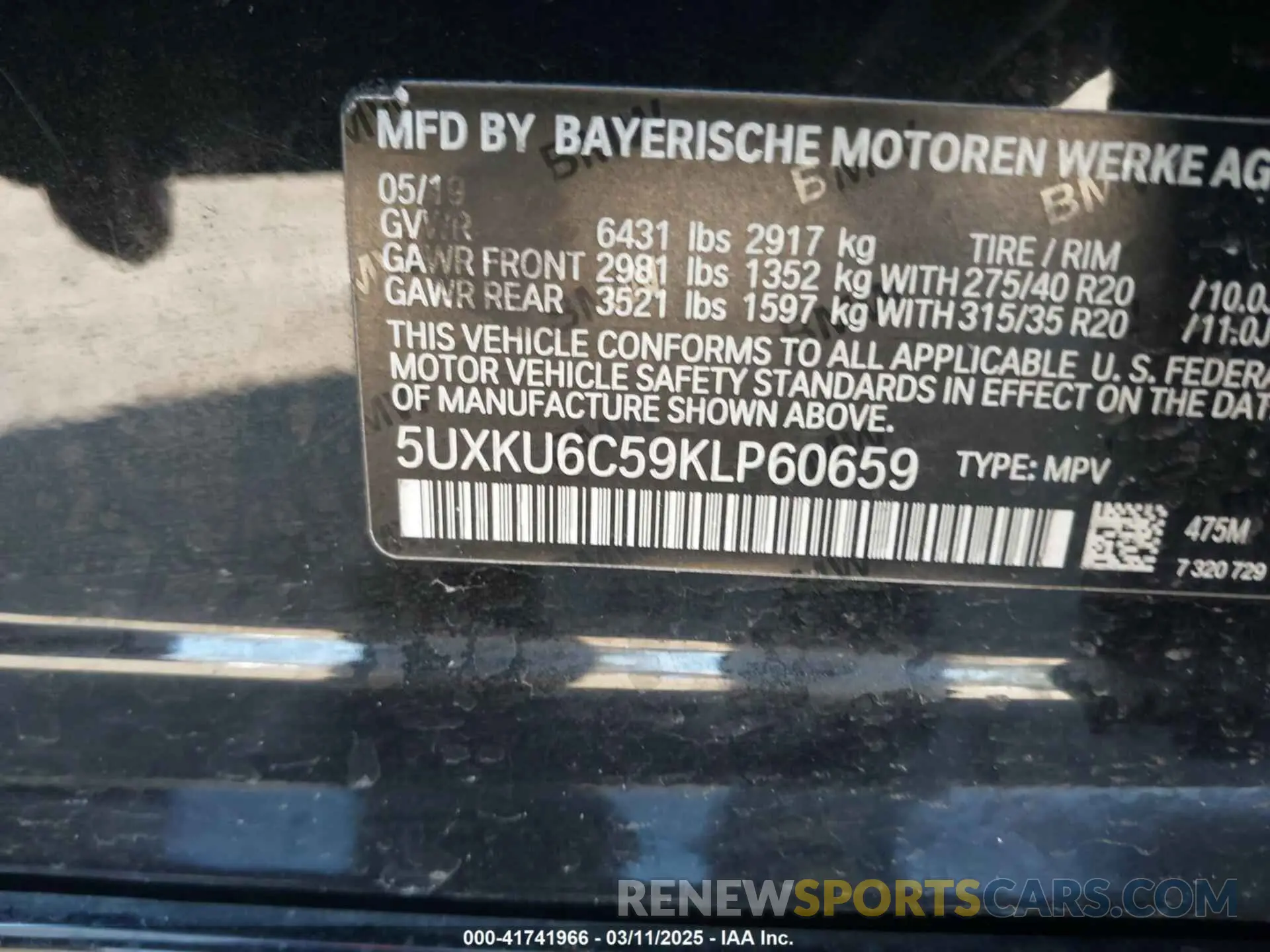 9 Photograph of a damaged car 5UXKU6C59KLP60659 BMW X6 2019