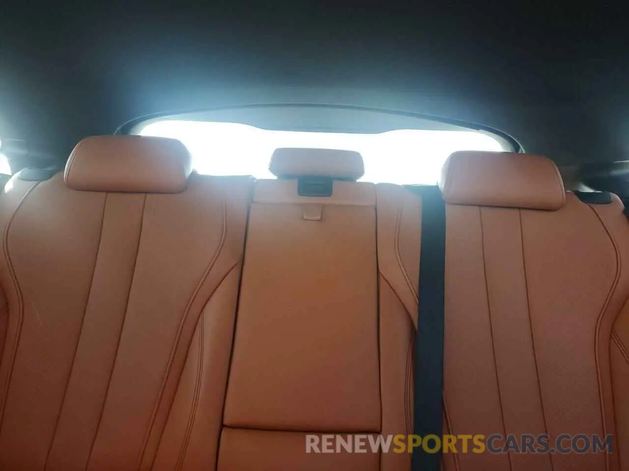 10 Photograph of a damaged car 5YMKW8C51K0Y75093 BMW X6 2019