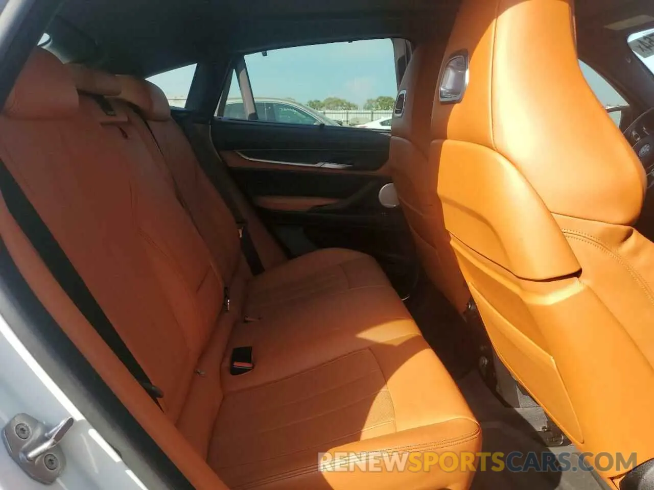 11 Photograph of a damaged car 5YMKW8C51K0Y75093 BMW X6 2019