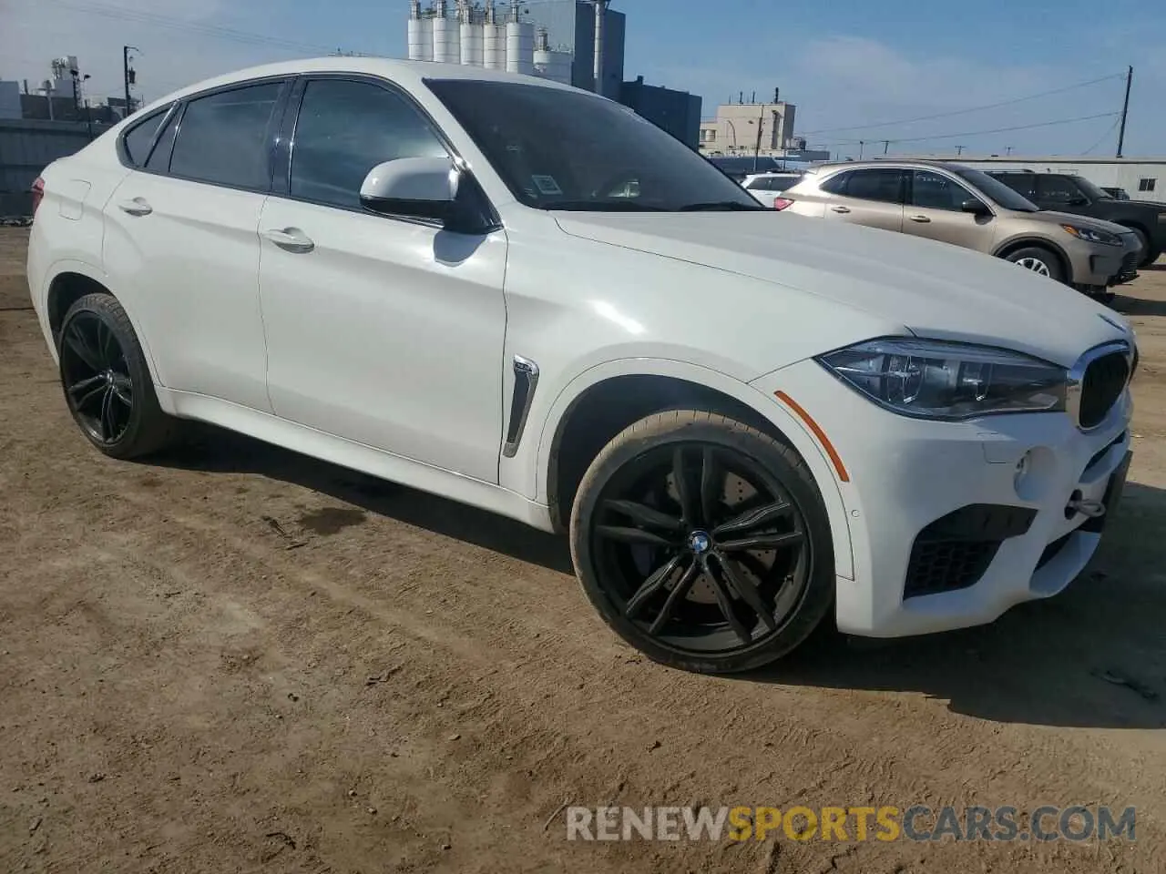 4 Photograph of a damaged car 5YMKW8C51K0Y75093 BMW X6 2019