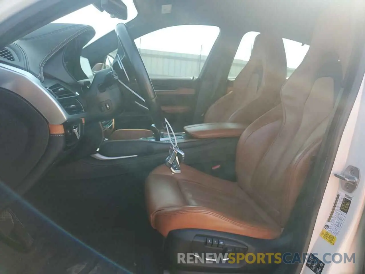 7 Photograph of a damaged car 5YMKW8C51K0Y75093 BMW X6 2019