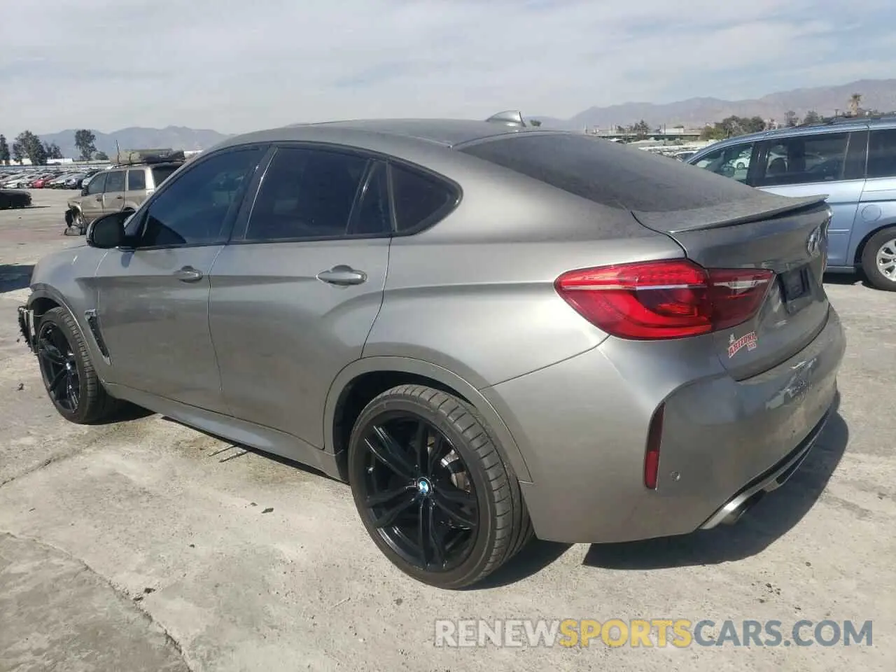 2 Photograph of a damaged car 5YMKW8C58K0Y74961 BMW X6 2019