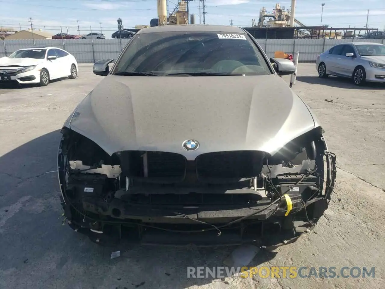 5 Photograph of a damaged car 5YMKW8C58K0Y74961 BMW X6 2019