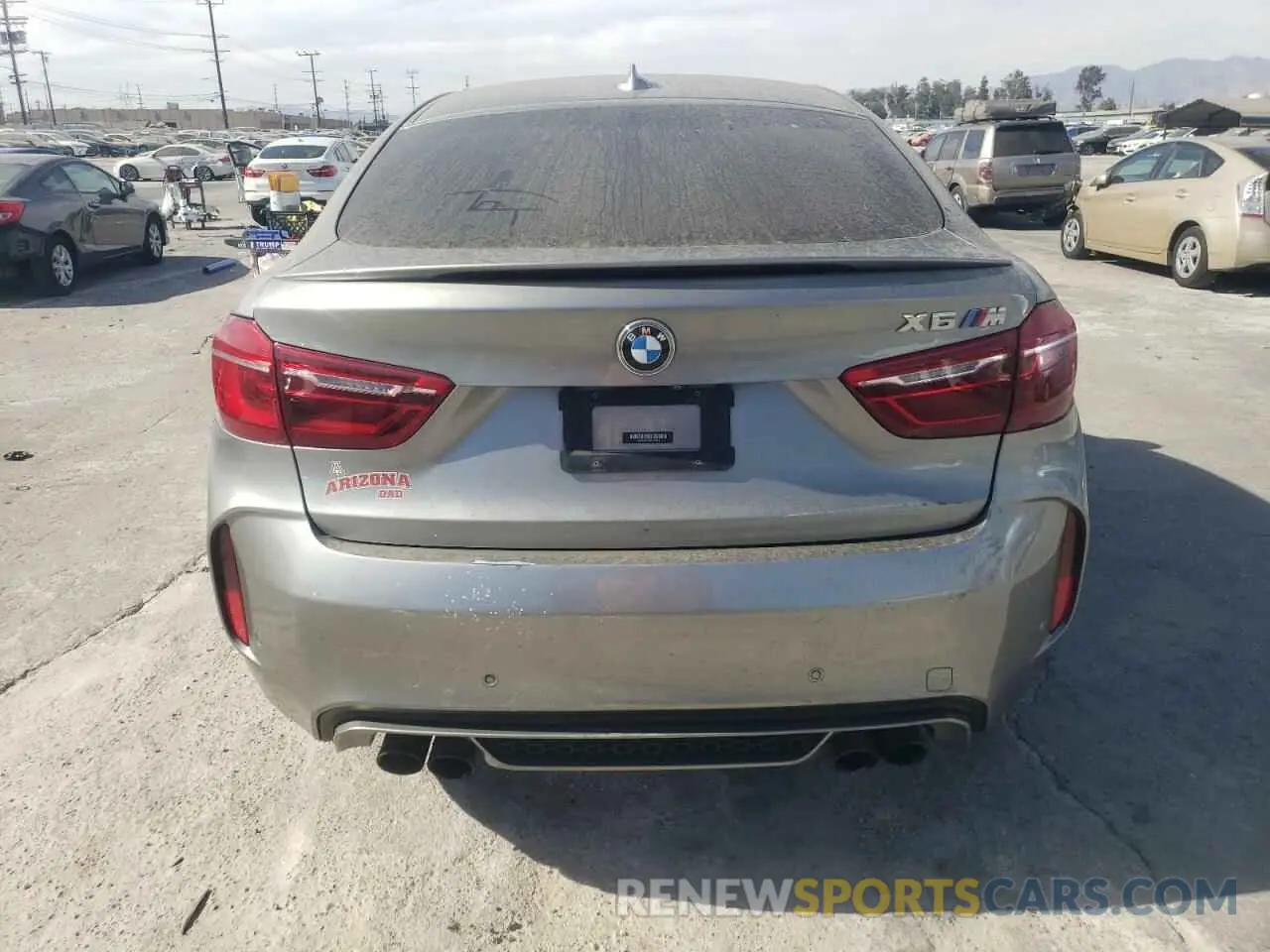 6 Photograph of a damaged car 5YMKW8C58K0Y74961 BMW X6 2019