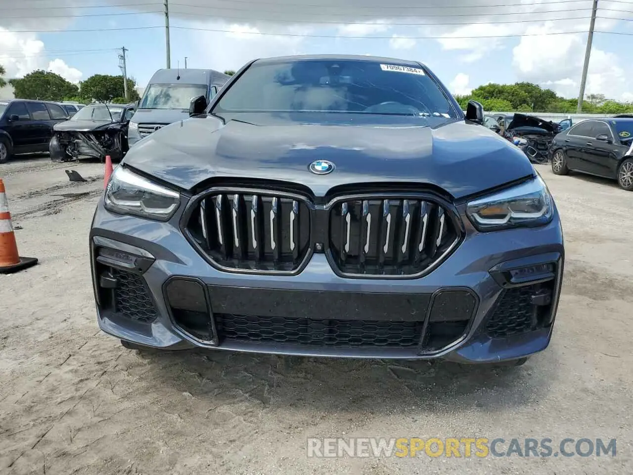 5 Photograph of a damaged car 5UXCY4C03L9C59799 BMW X6 2020