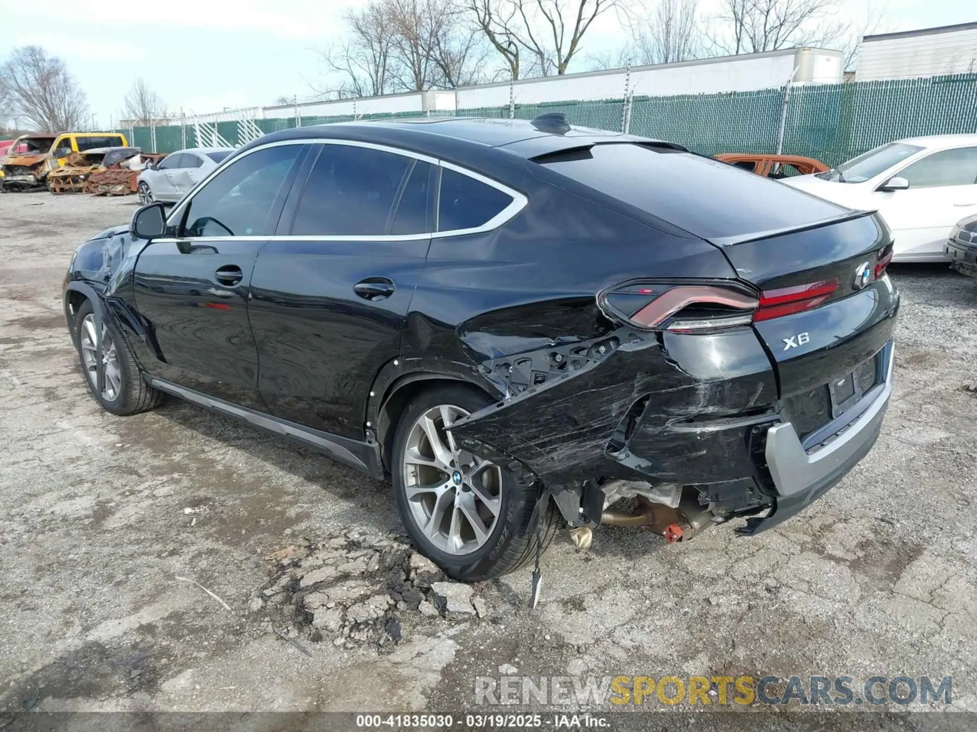 3 Photograph of a damaged car 5UXCY4C07L9D48002 BMW X6 2020
