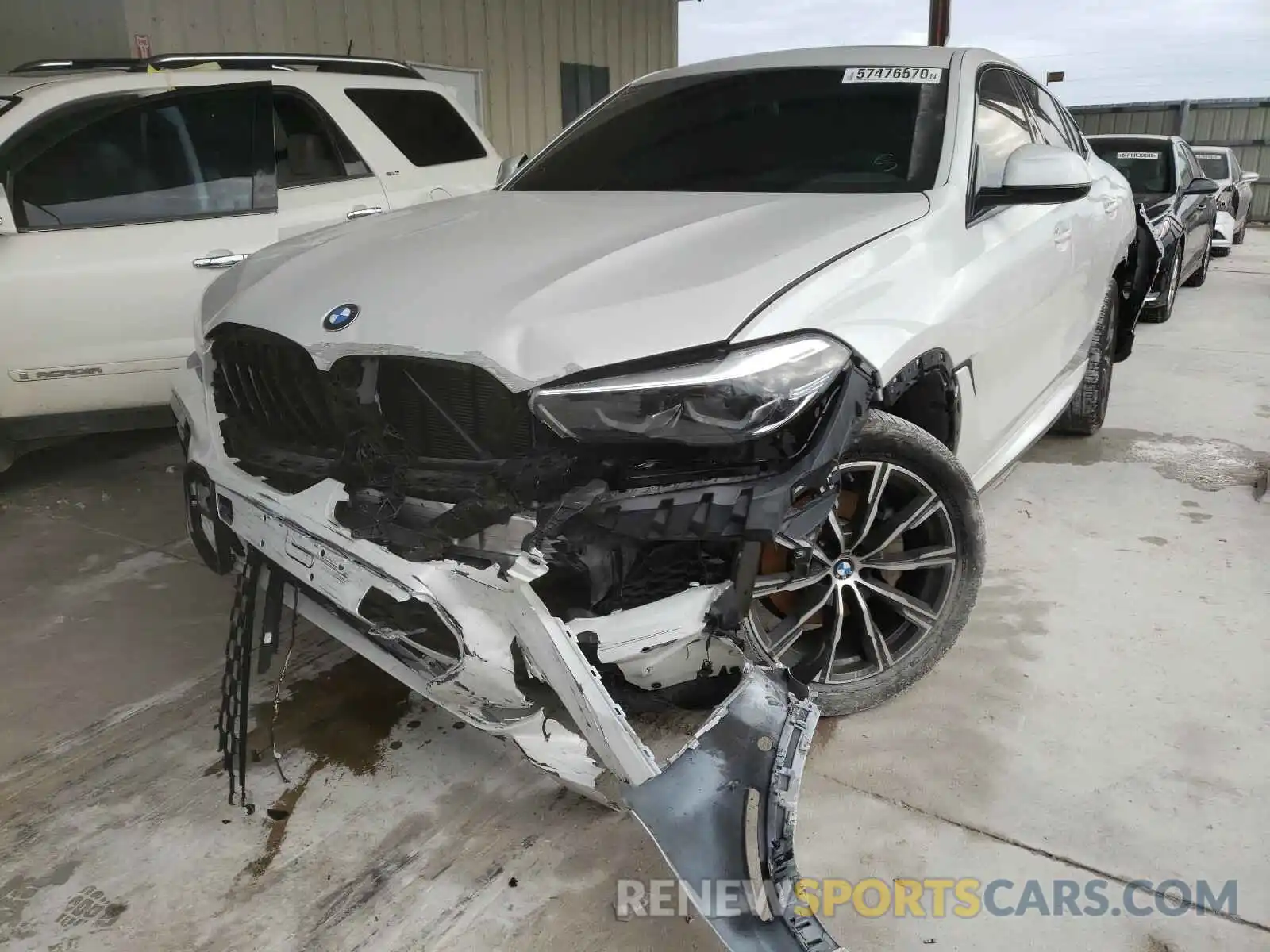 2 Photograph of a damaged car 5UXCY4C09L9B65782 BMW X6 2020