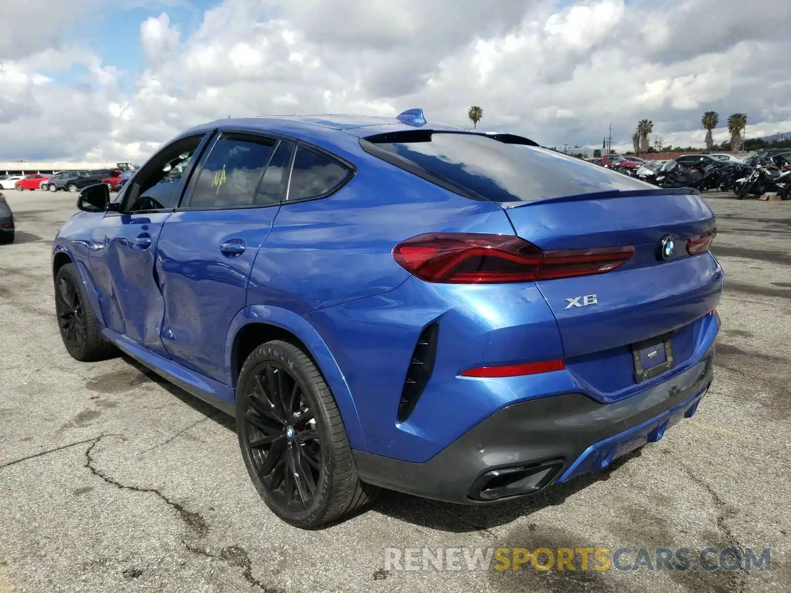 3 Photograph of a damaged car 5UXCY4C0XL9C49898 BMW X6 2020