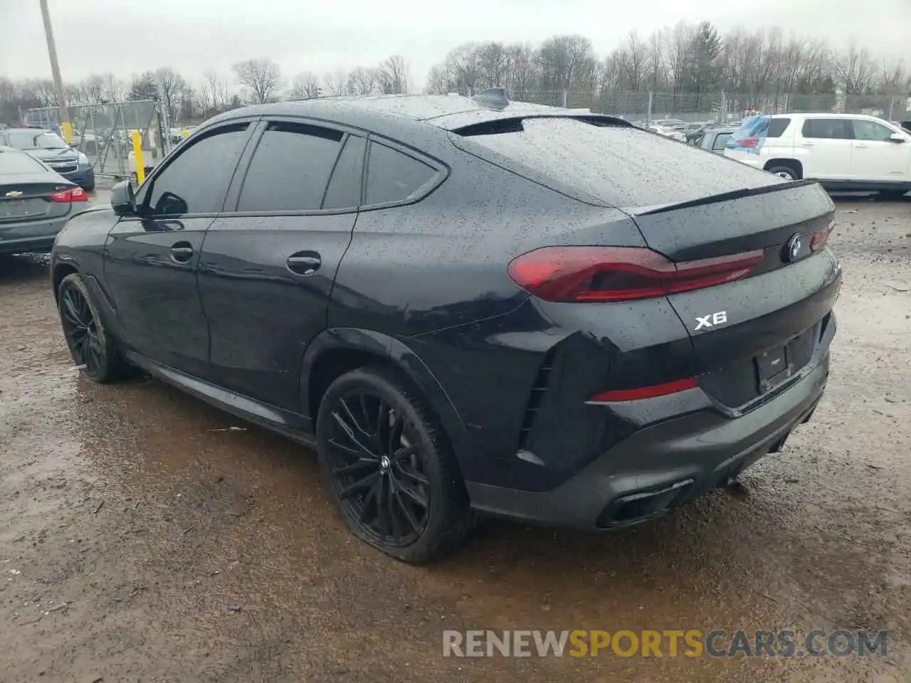 3 Photograph of a damaged car 5UXCY6C01L9C70389 BMW X6 2020