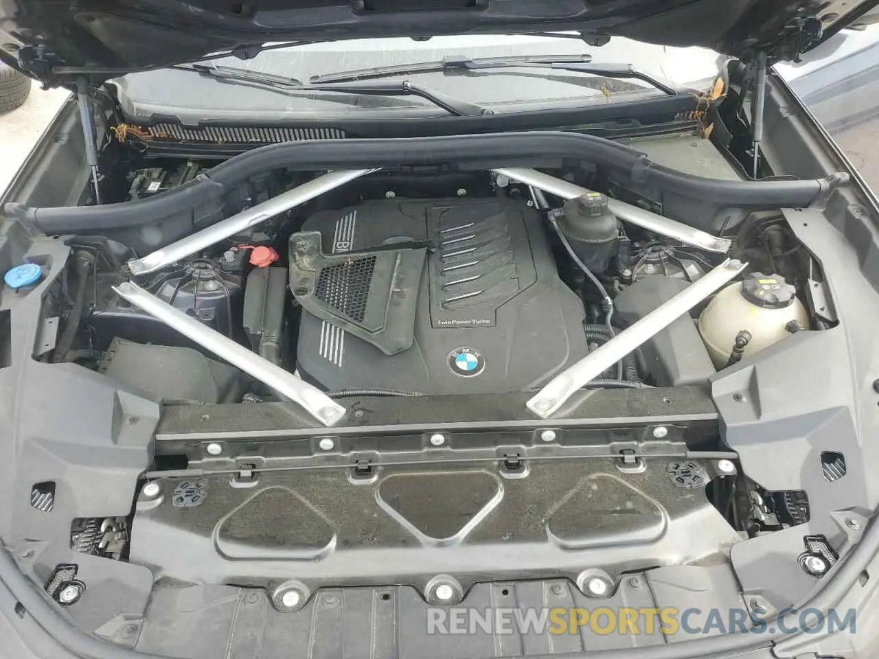 11 Photograph of a damaged car 5UXCY6C03L9B94299 BMW X6 2020