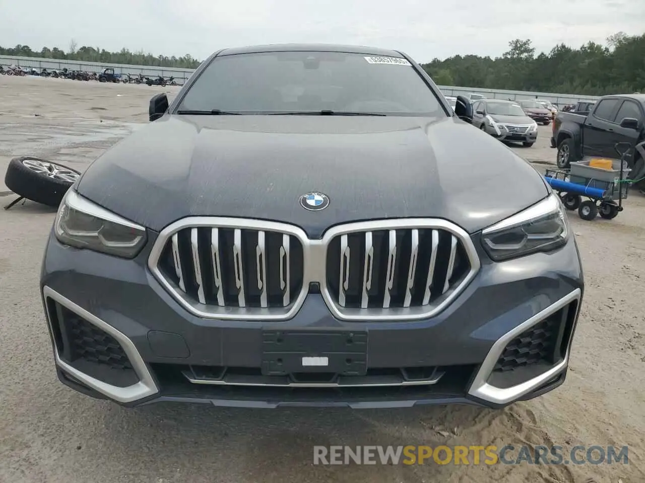 5 Photograph of a damaged car 5UXCY6C03L9B94299 BMW X6 2020