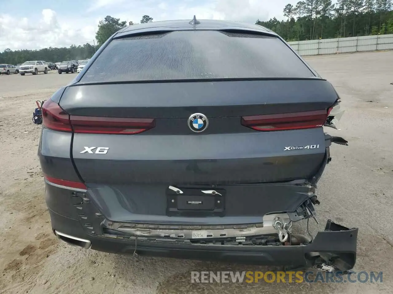 6 Photograph of a damaged car 5UXCY6C03L9B94299 BMW X6 2020
