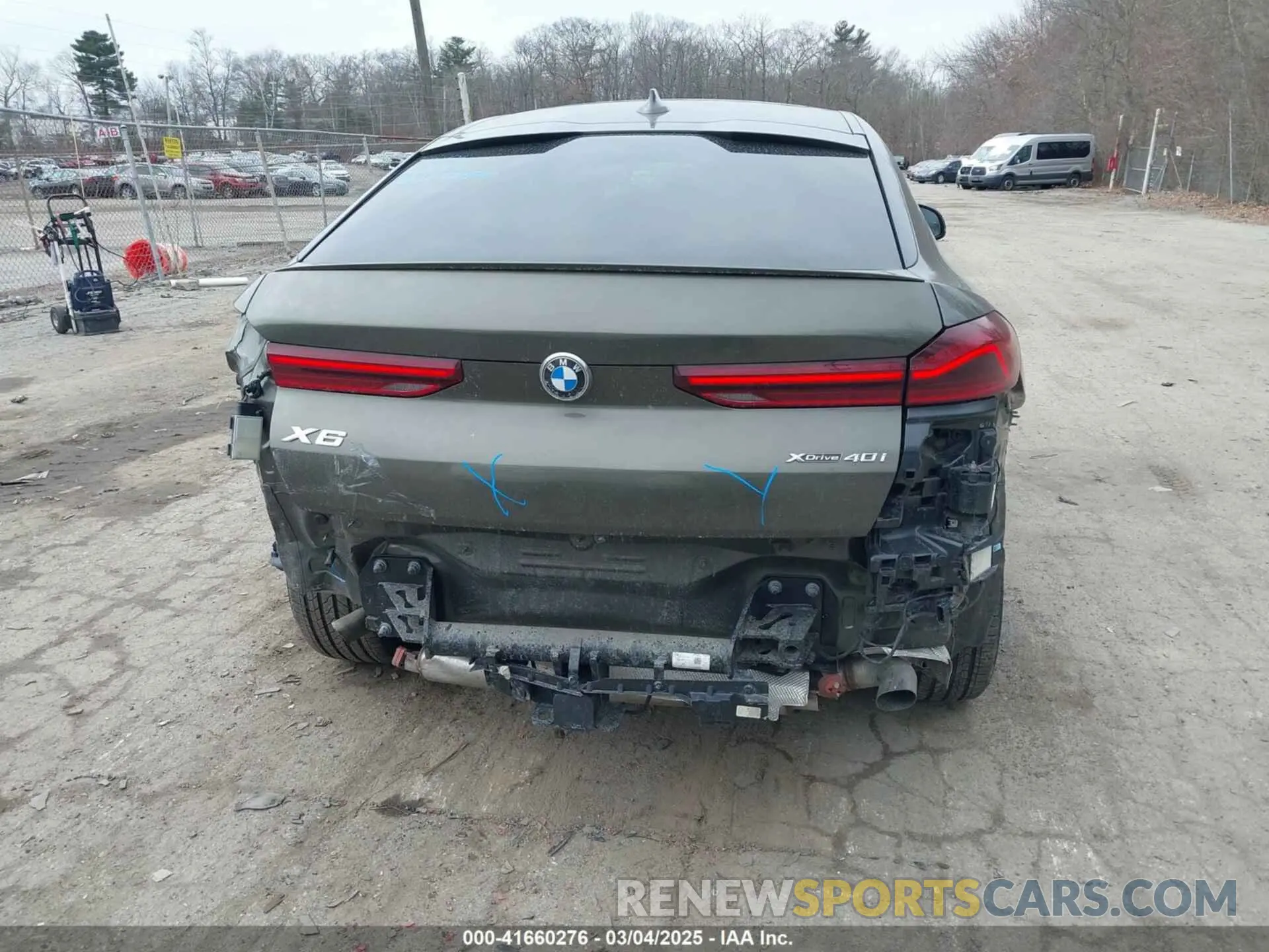 16 Photograph of a damaged car 5UXCY6C03L9D54293 BMW X6 2020