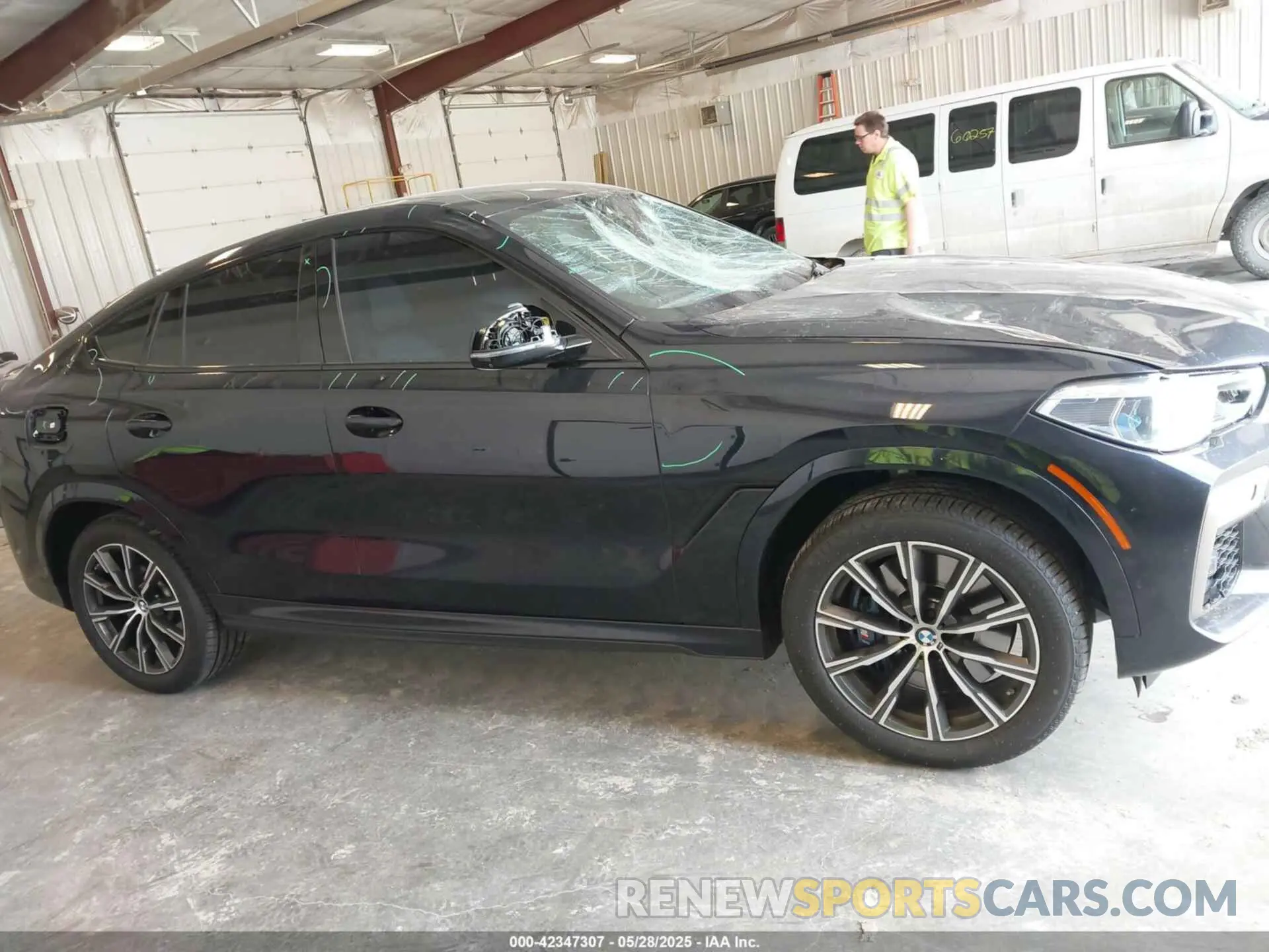 13 Photograph of a damaged car 5UXCY8C04L9C86873 BMW X6 2020