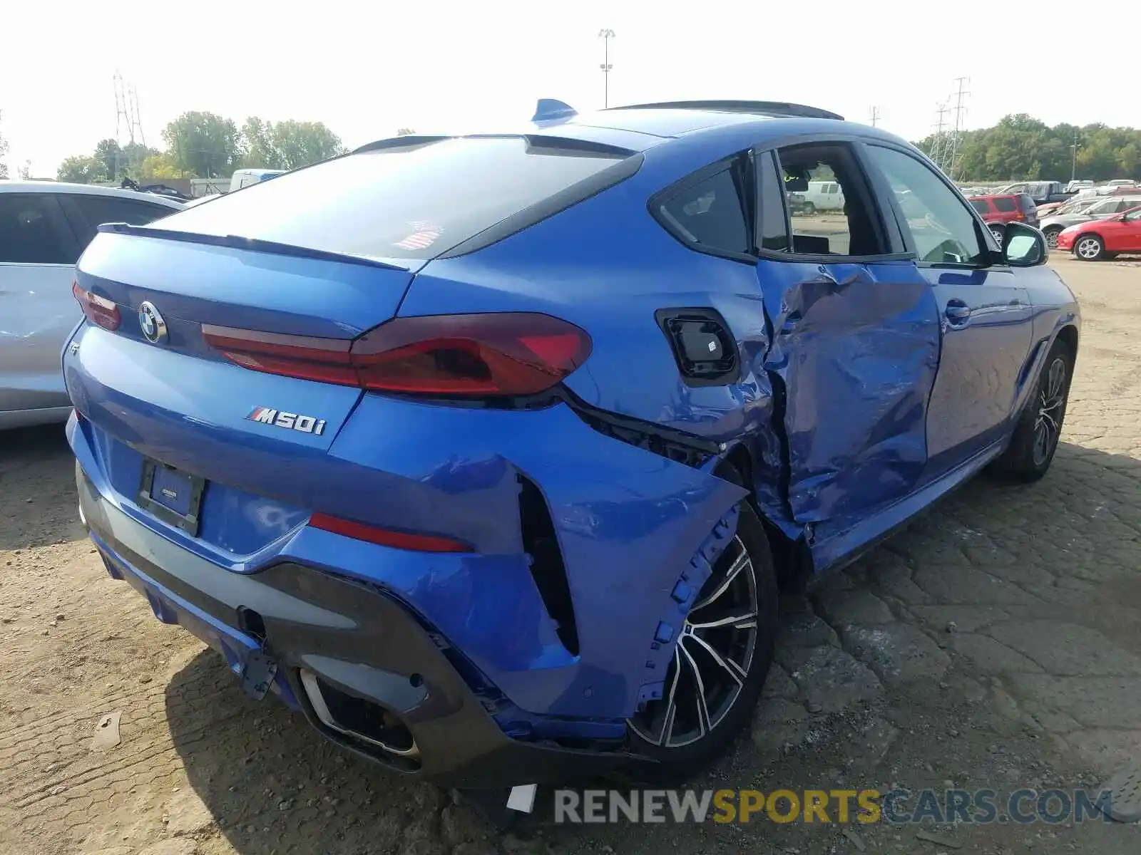 4 Photograph of a damaged car 5UXCY8C05L9B21317 BMW X6 2020