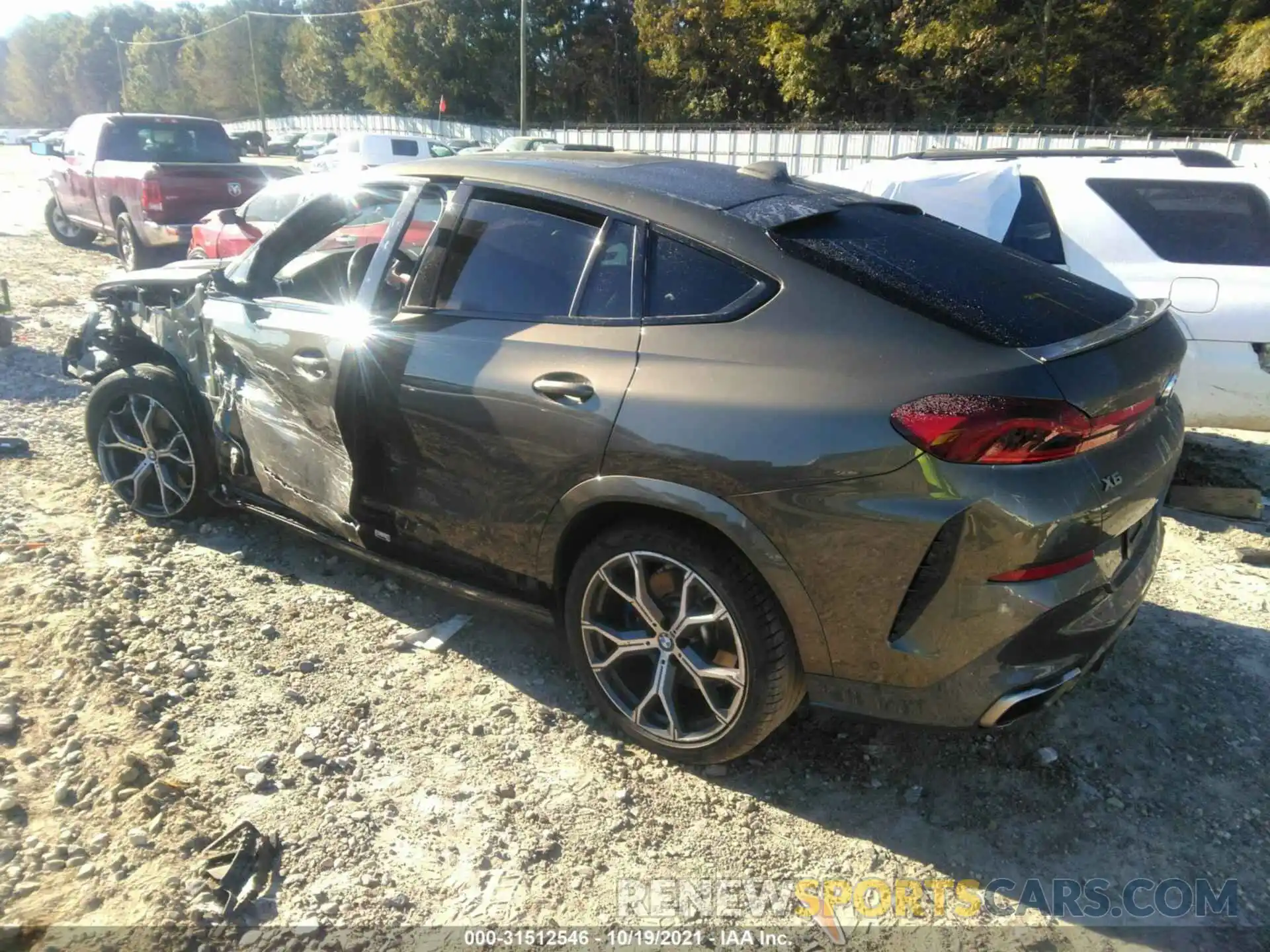 3 Photograph of a damaged car 5UXCY8C05LLE40493 BMW X6 2020