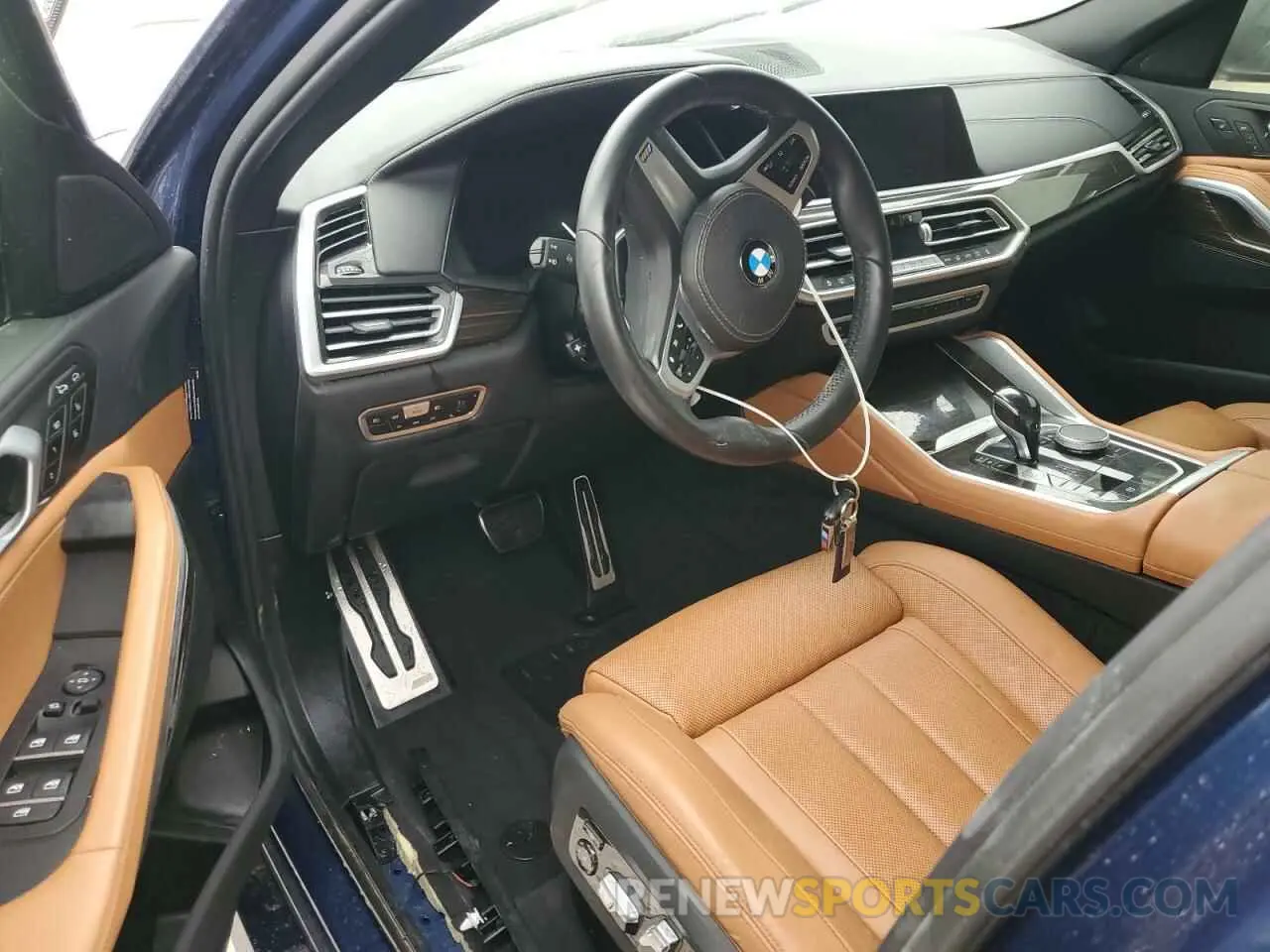 8 Photograph of a damaged car 5UXCY4C01M9E76429 BMW X6 2021