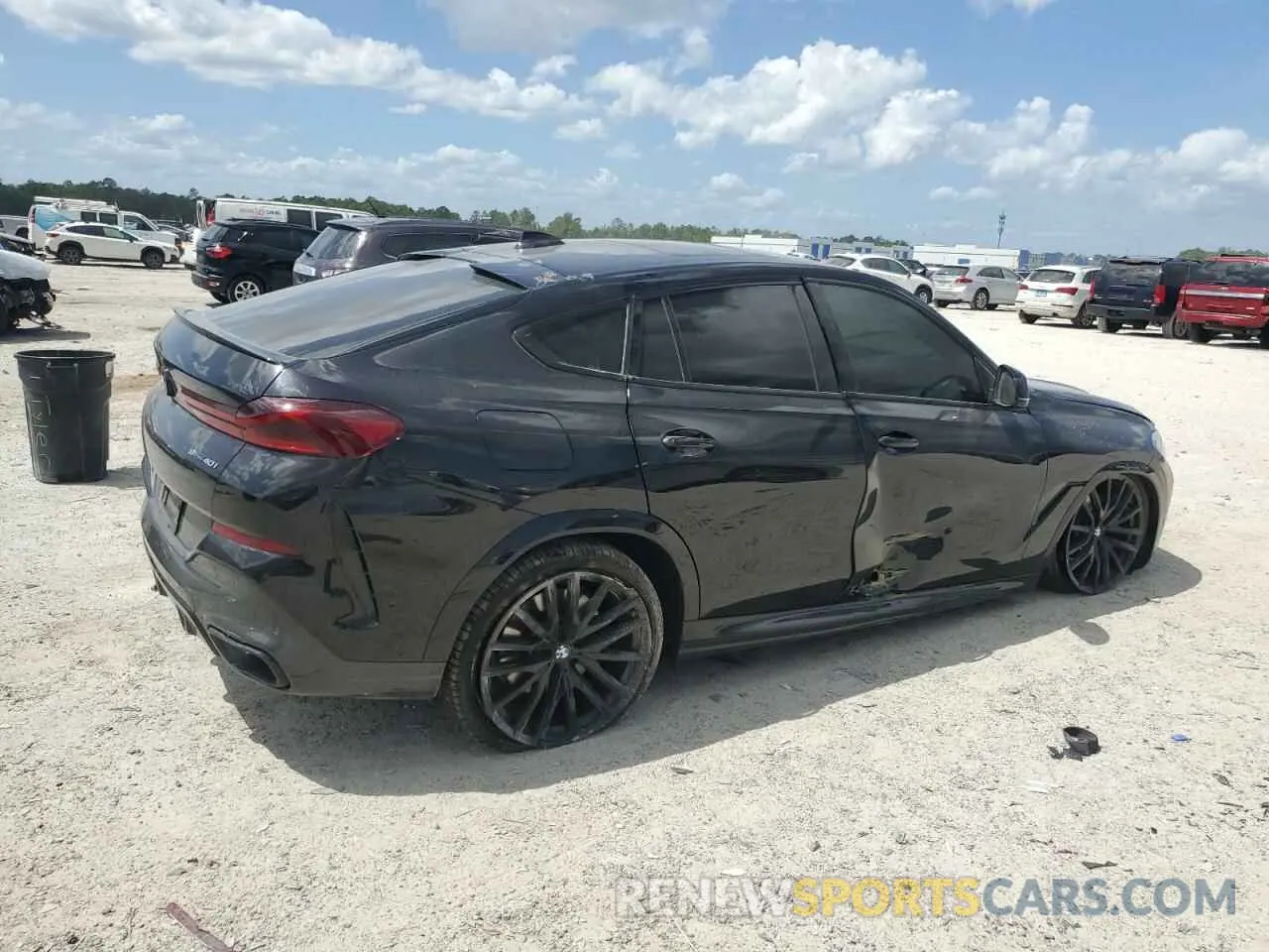 3 Photograph of a damaged car 5UXCY4C06M9E46777 BMW X6 2021