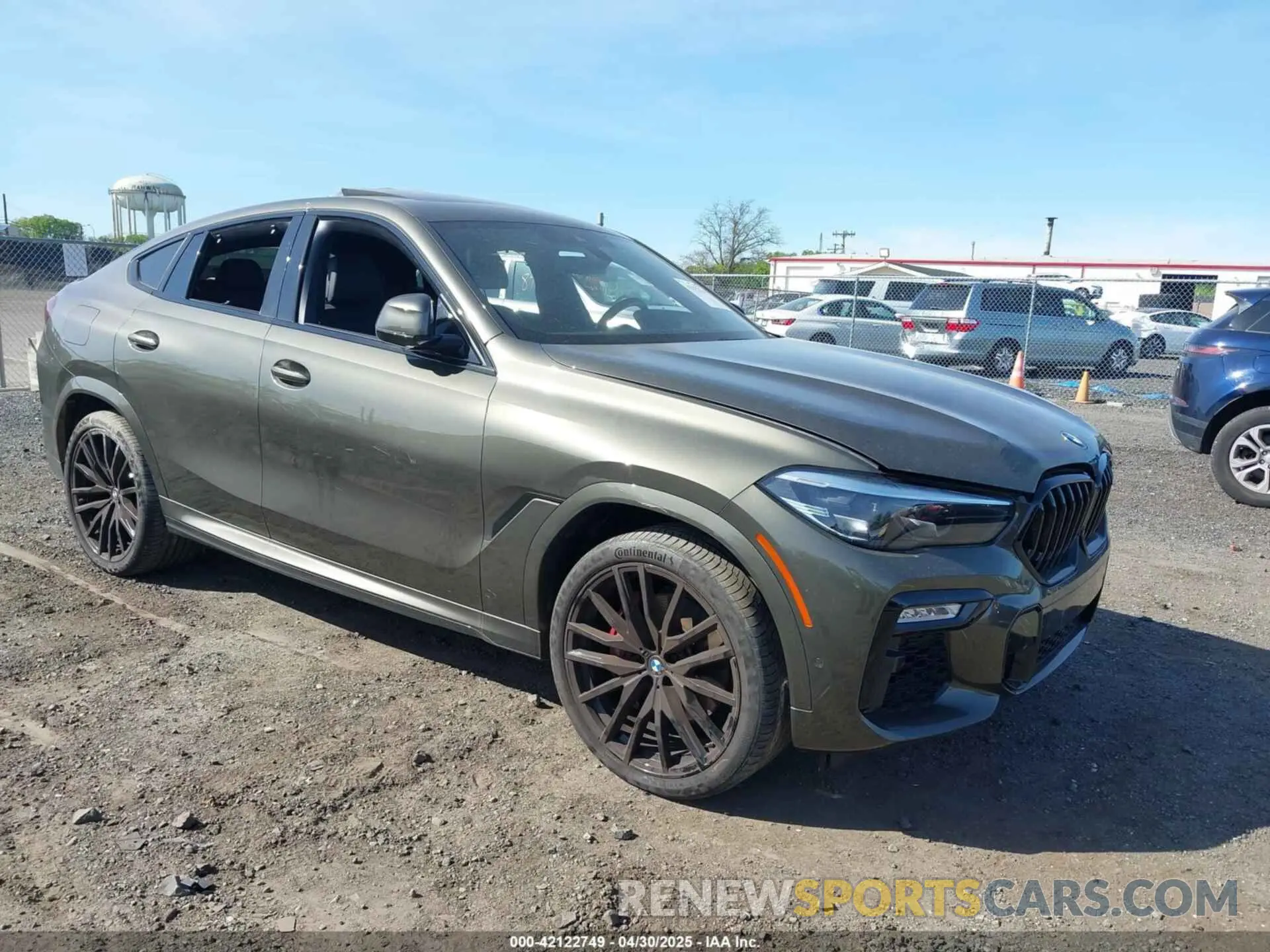 1 Photograph of a damaged car 5UXCY4C06M9F26841 BMW X6 2021