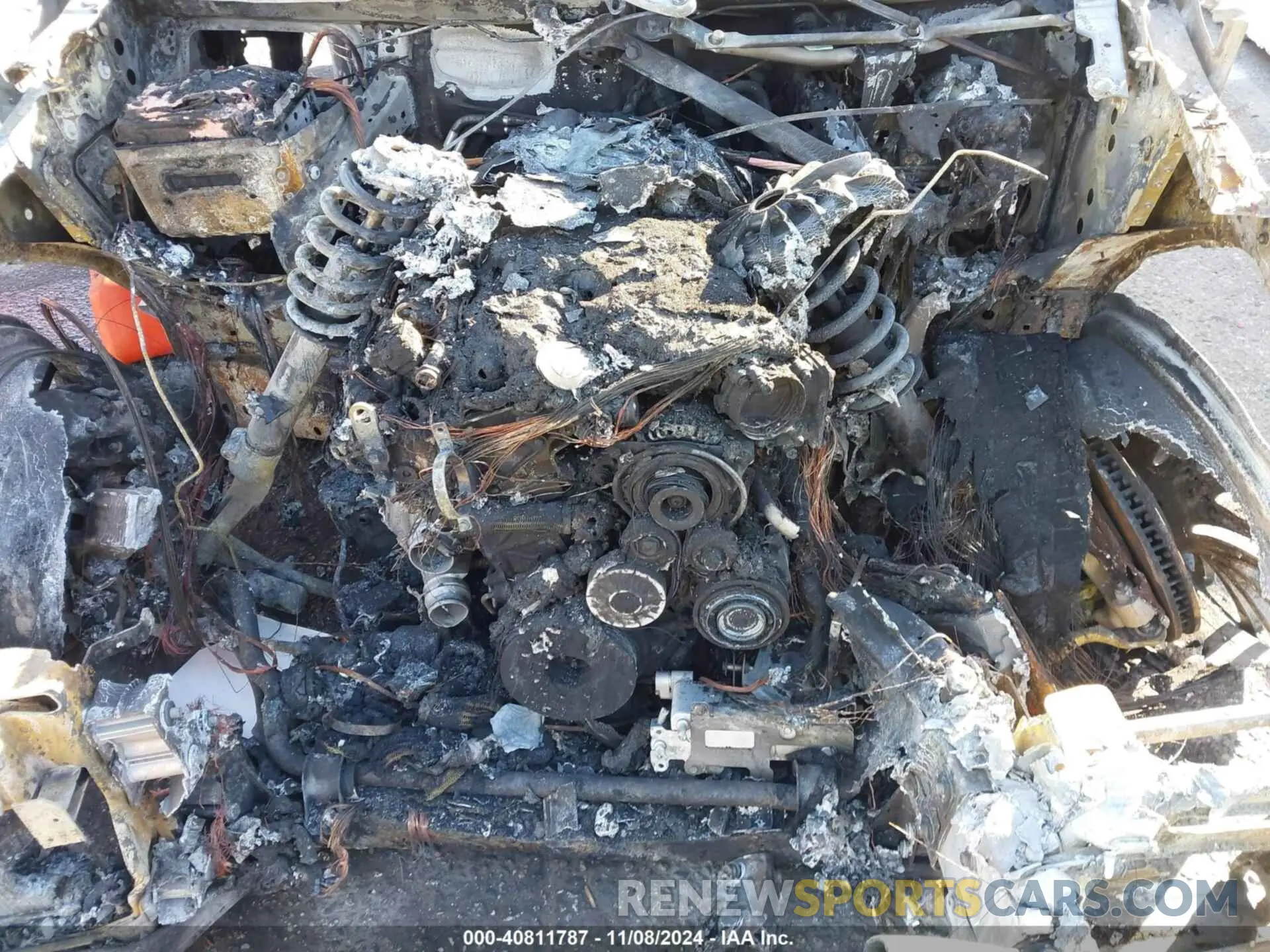 10 Photograph of a damaged car 5UXCY4C07M9F94968 BMW X6 2021