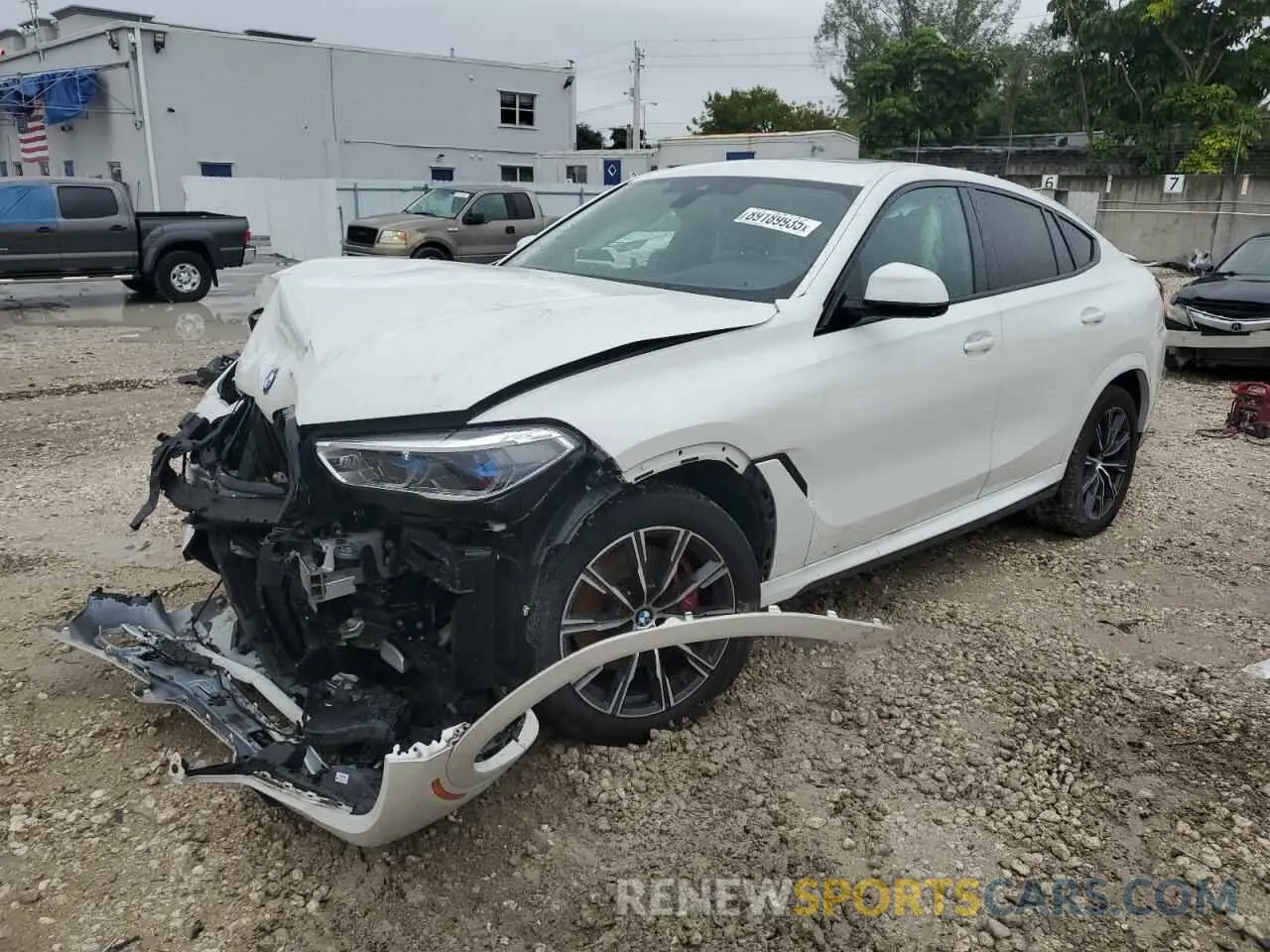 1 Photograph of a damaged car 5UXCY4C0XM9H11474 BMW X6 2021