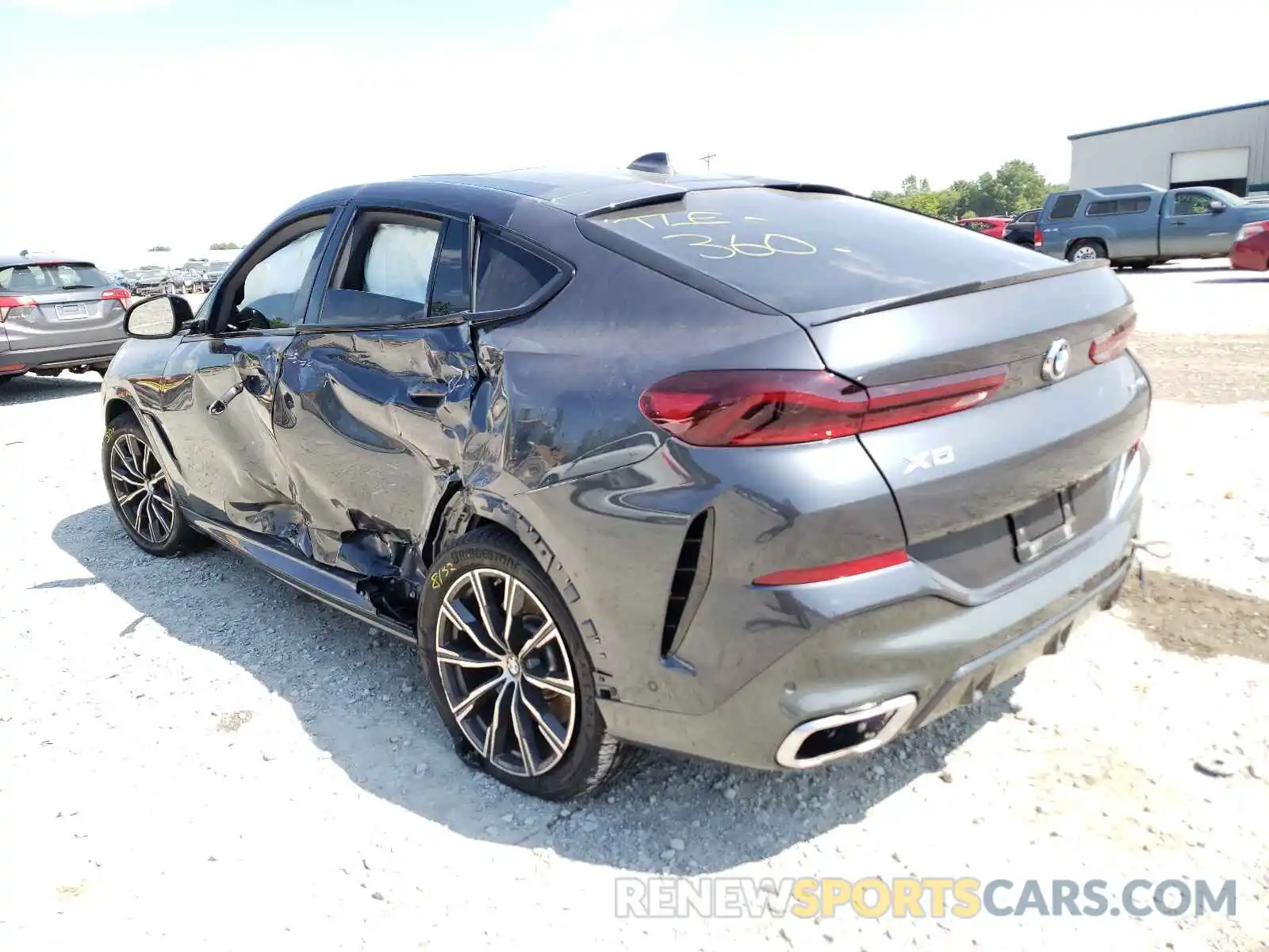 3 Photograph of a damaged car 5UXCY6C00M9E08702 BMW X6 2021