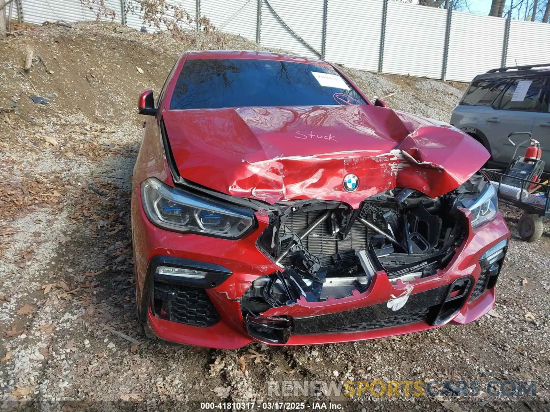 6 Photograph of a damaged car 5UXCY6C01M9F72797 BMW X6 2021