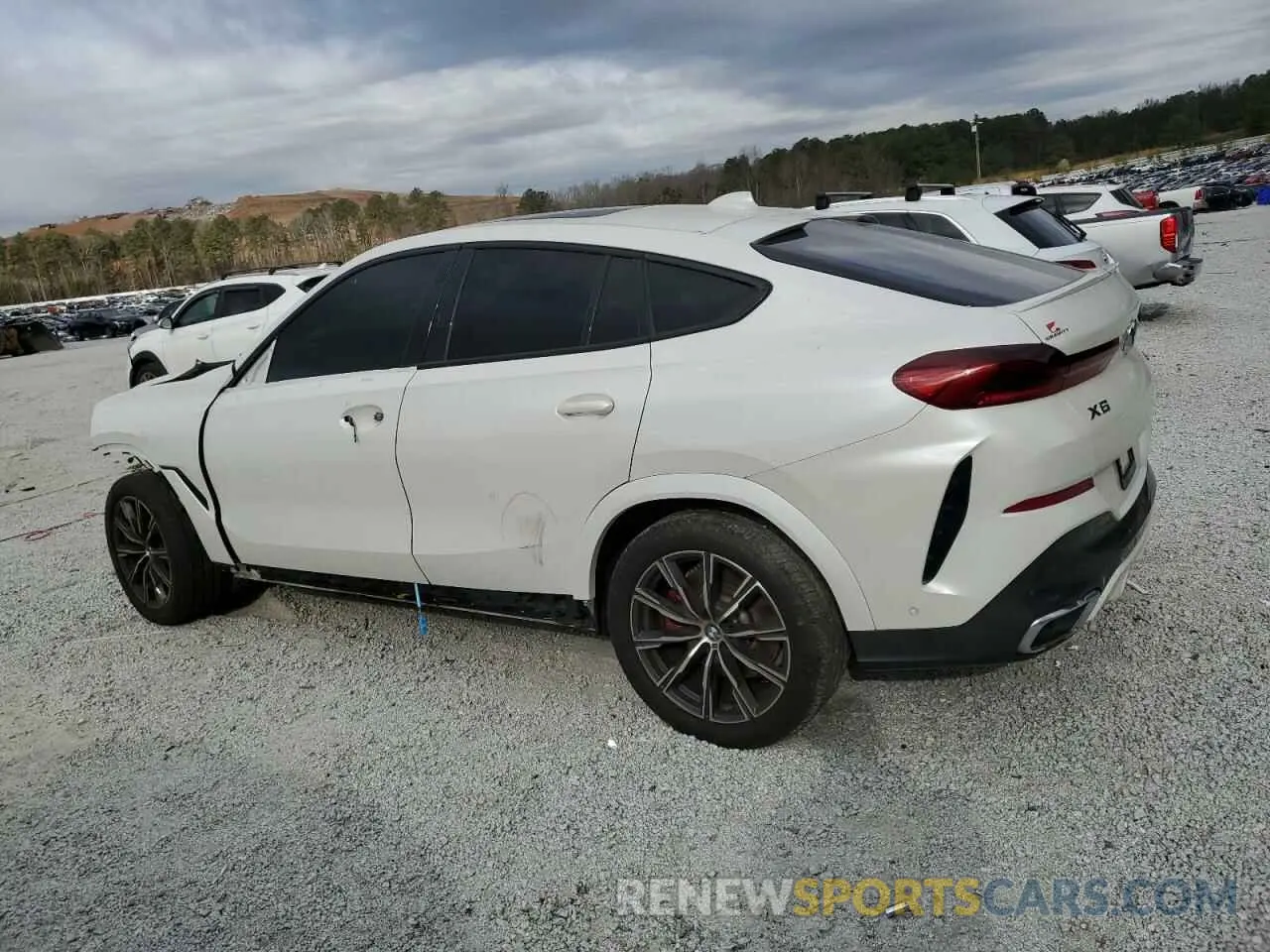 2 Photograph of a damaged car 5UXCY6C01M9H63412 BMW X6 2021