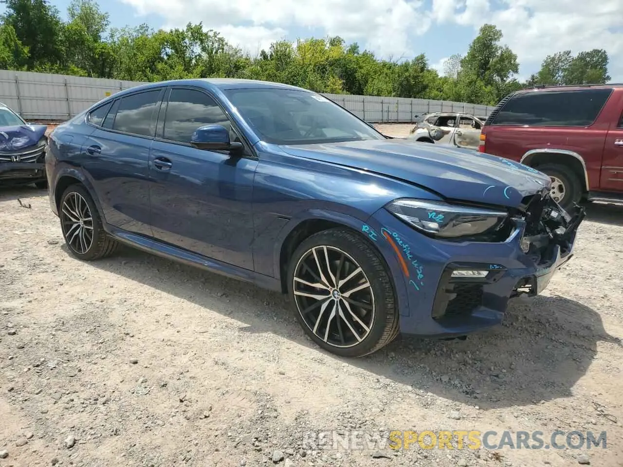 4 Photograph of a damaged car 5UXCY6C03M9F48971 BMW X6 2021