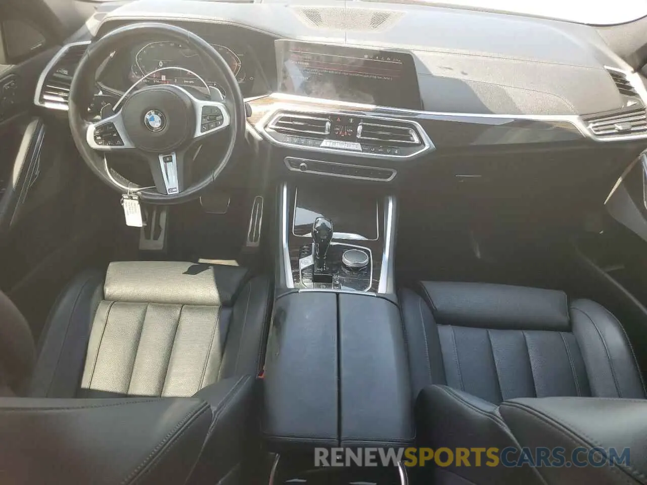 8 Photograph of a damaged car 5UXCY6C03M9F48971 BMW X6 2021