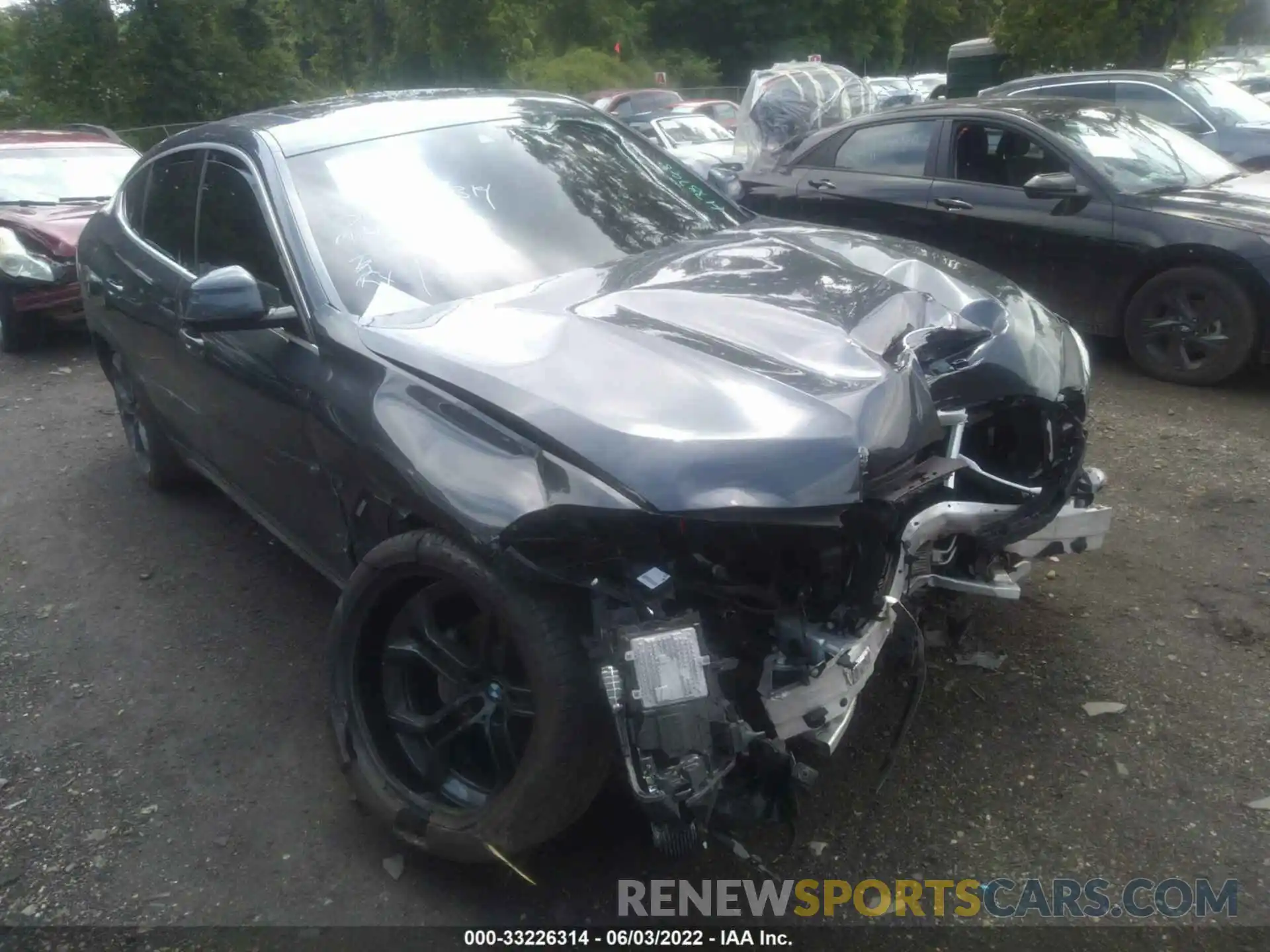 1 Photograph of a damaged car 5UXCY6C08M9H38748 BMW X6 2021