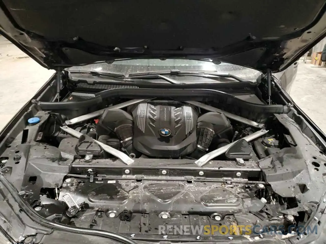 12 Photograph of a damaged car 5UXCY8C05M9E21862 BMW X6 2021
