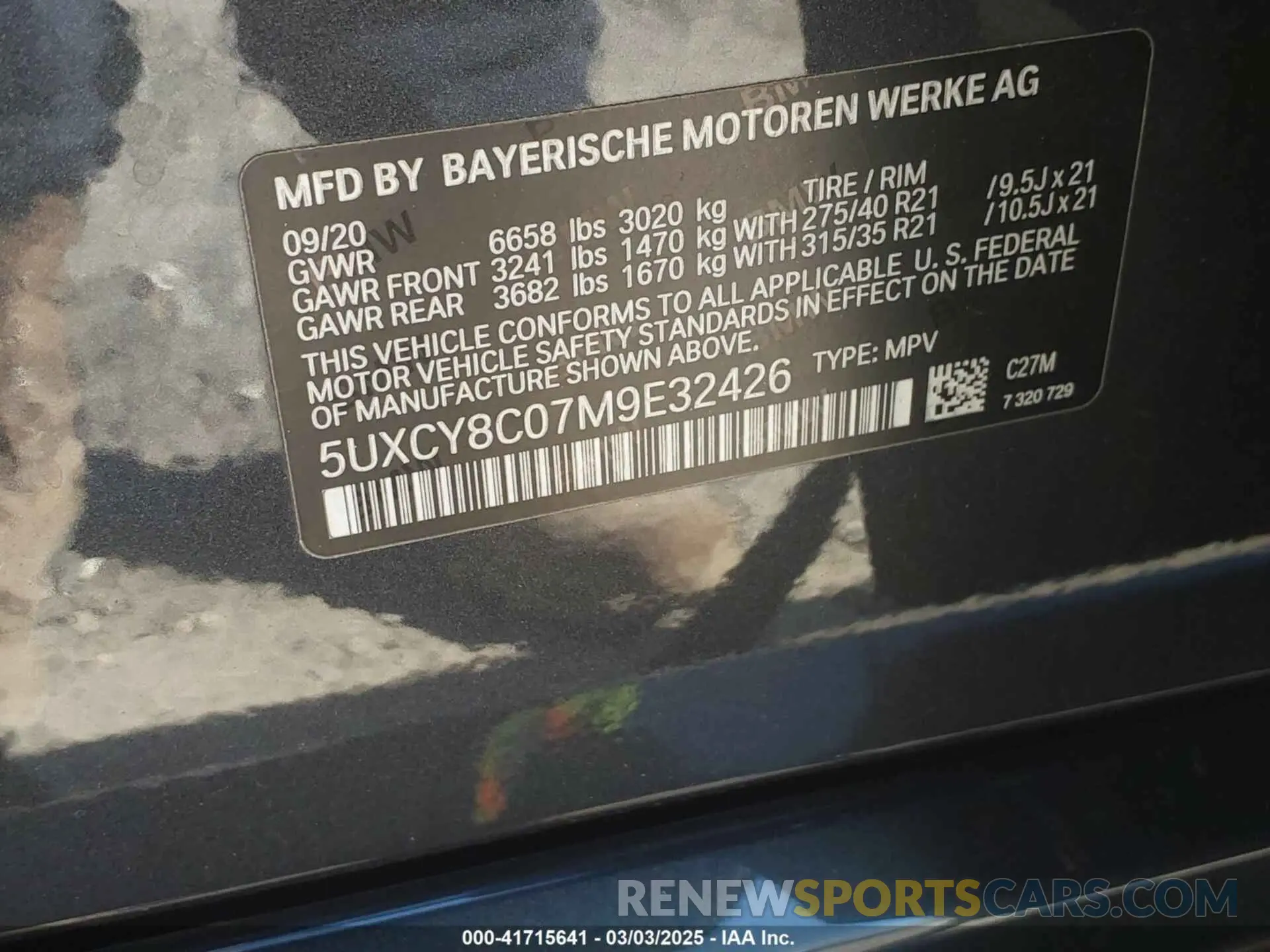 9 Photograph of a damaged car 5UXCY8C07M9E32426 BMW X6 2021