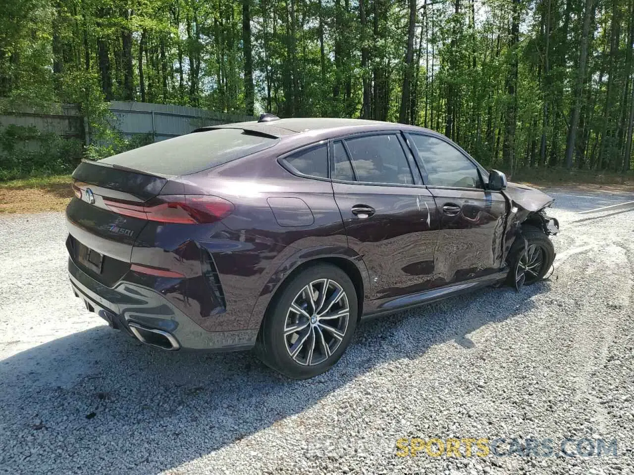 3 Photograph of a damaged car 5UXCY8C0XM9G19675 BMW X6 2021