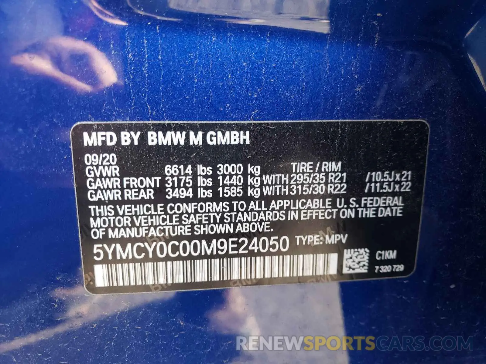 10 Photograph of a damaged car 5YMCY0C00M9E24050 BMW X6 2021
