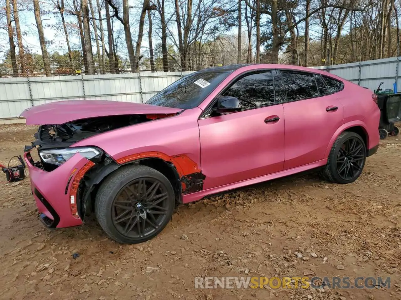 1 Photograph of a damaged car 5YMCY0C07M9H08985 BMW X6 2021