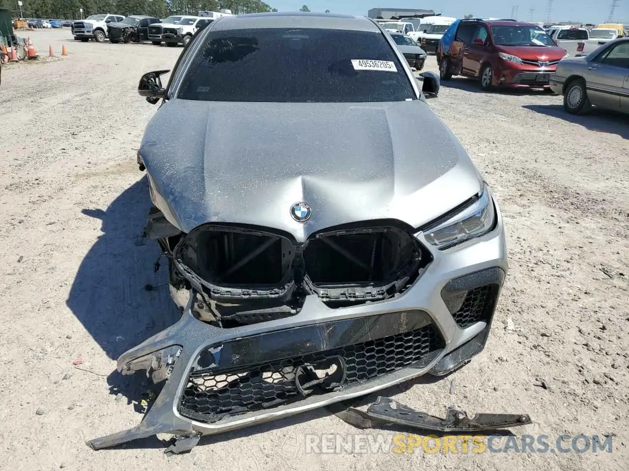 5 Photograph of a damaged car 5YMCY0C0XM9H99699 BMW X6 2021
