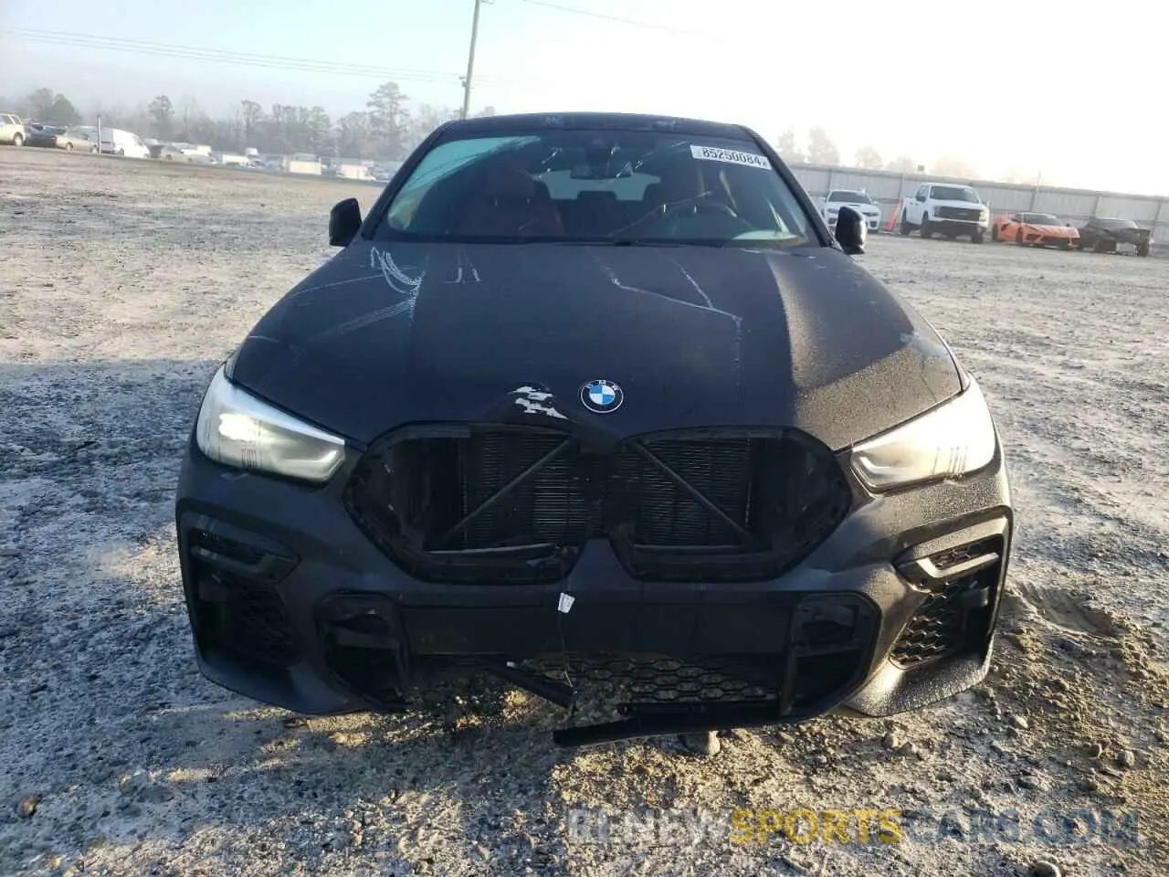 5 Photograph of a damaged car 5UXCY6C01N9K62454 BMW X6 2022