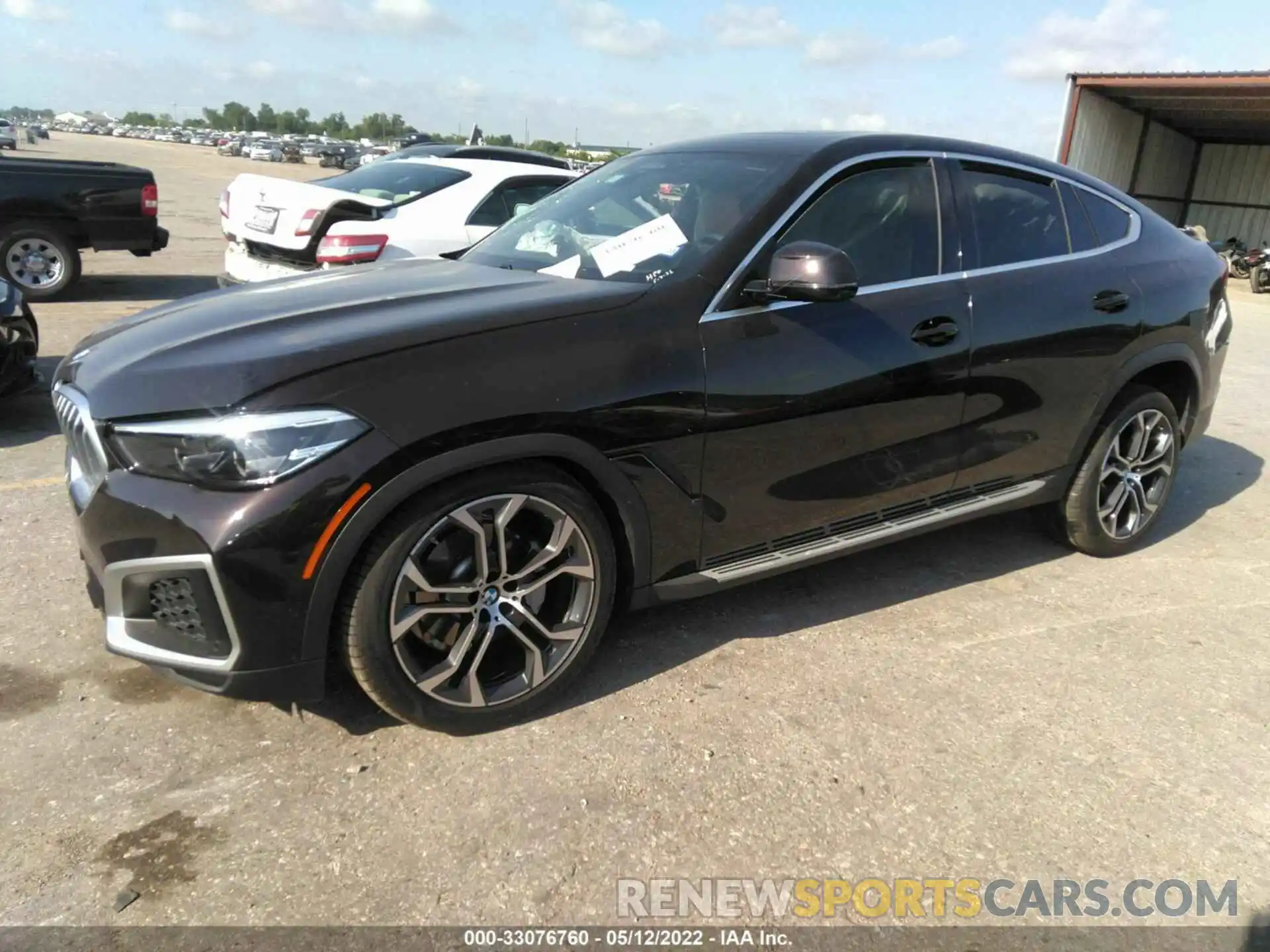 2 Photograph of a damaged car 5UXCY6C03N9K22814 BMW X6 2022