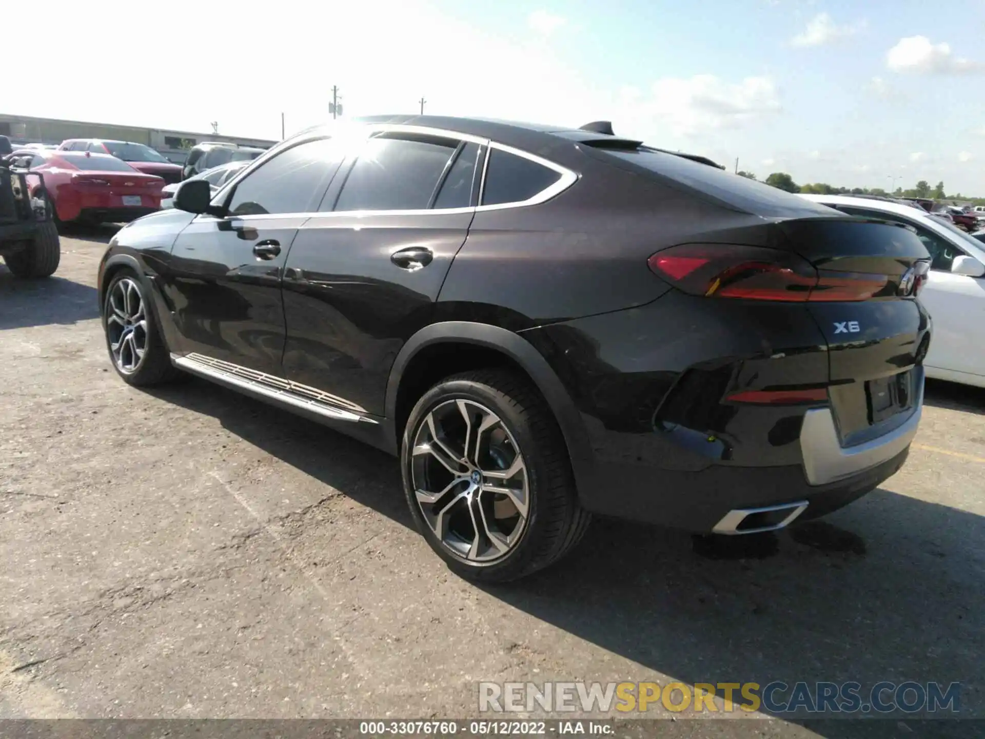 3 Photograph of a damaged car 5UXCY6C03N9K22814 BMW X6 2022