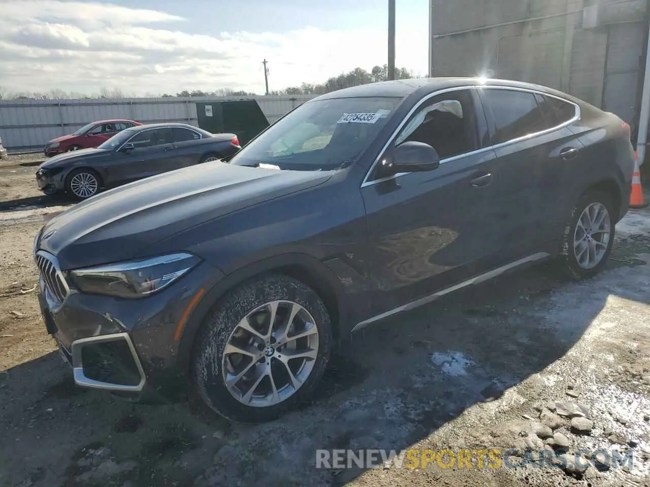 1 Photograph of a damaged car 5UXCY6C03N9K70765 BMW X6 2022