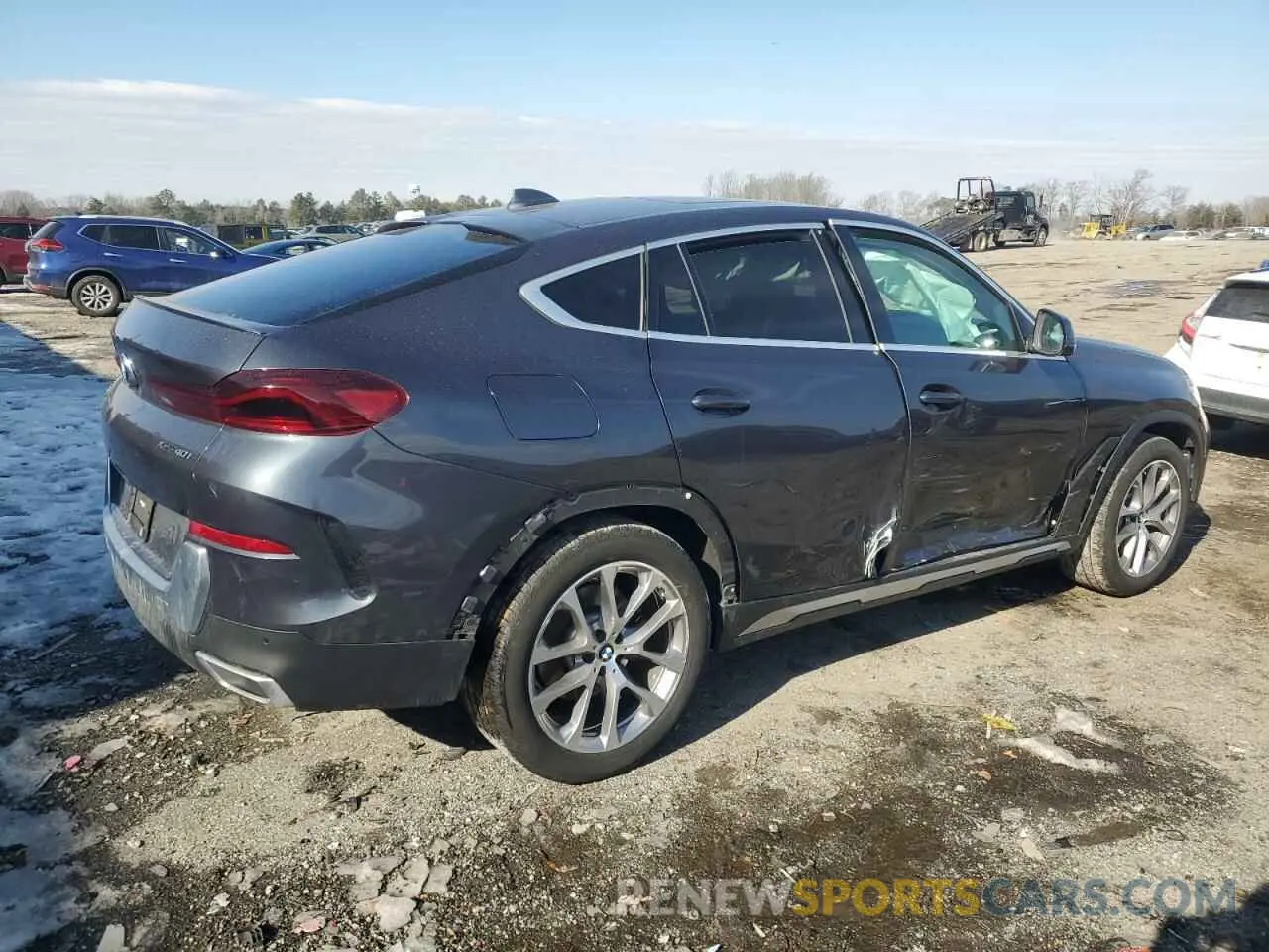 3 Photograph of a damaged car 5UXCY6C03N9K70765 BMW X6 2022
