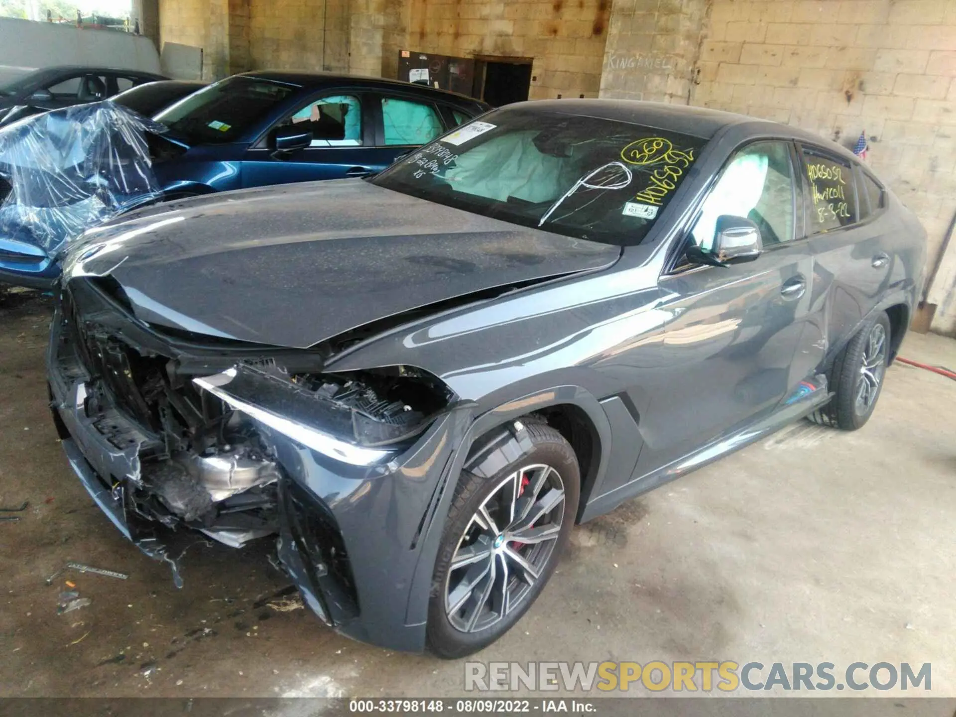 2 Photograph of a damaged car 5UXCY8C05N9L14180 BMW X6 2022